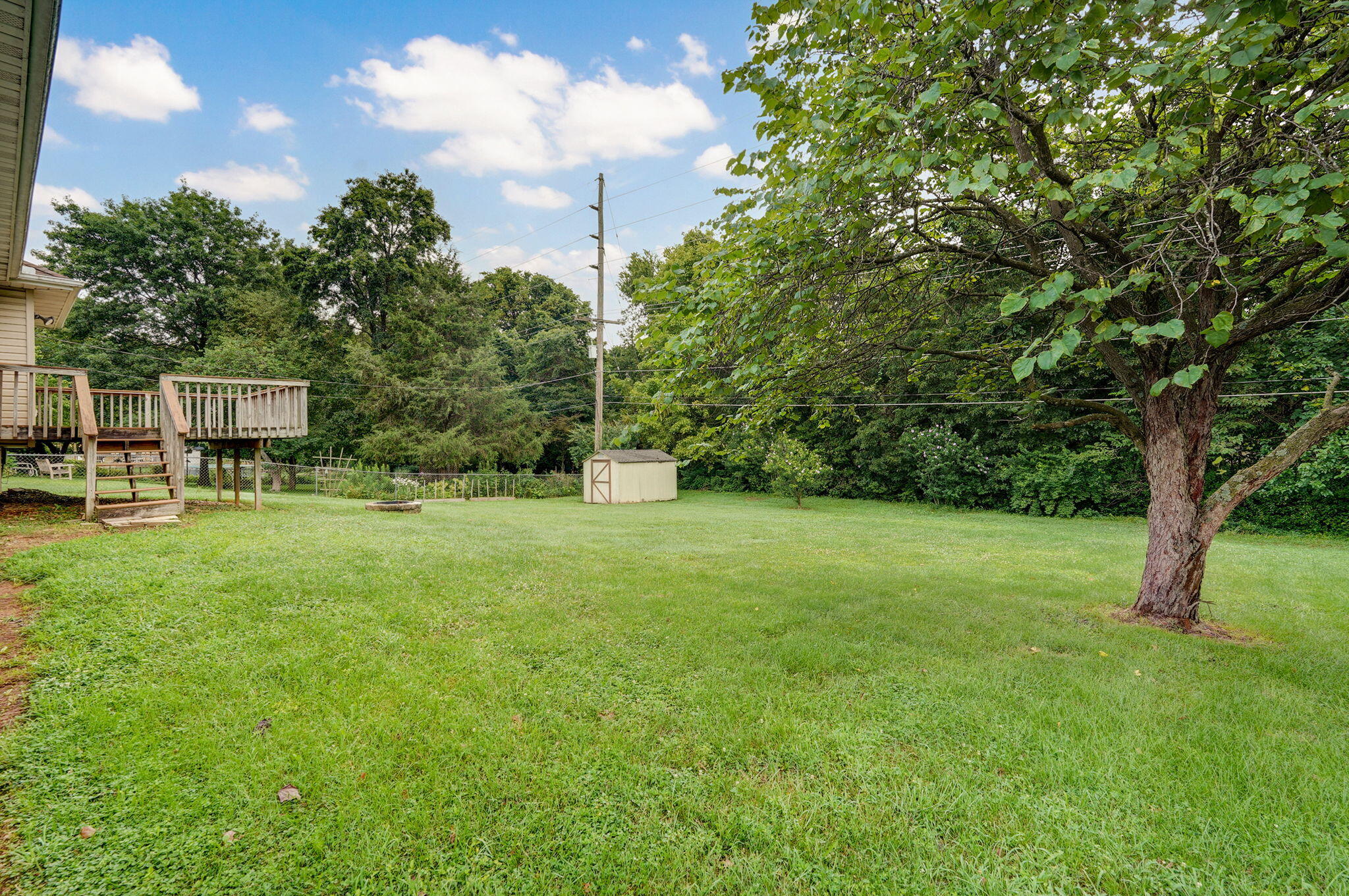 956 South Greentree Avenue Property Photo 38