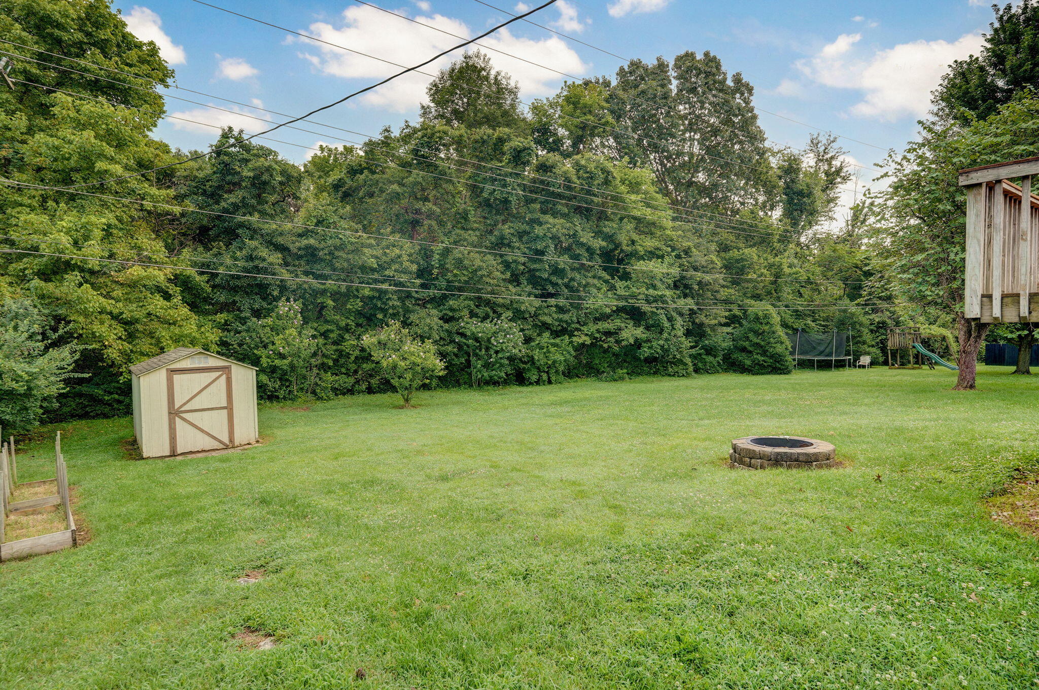 956 South Greentree Avenue Property Photo 39