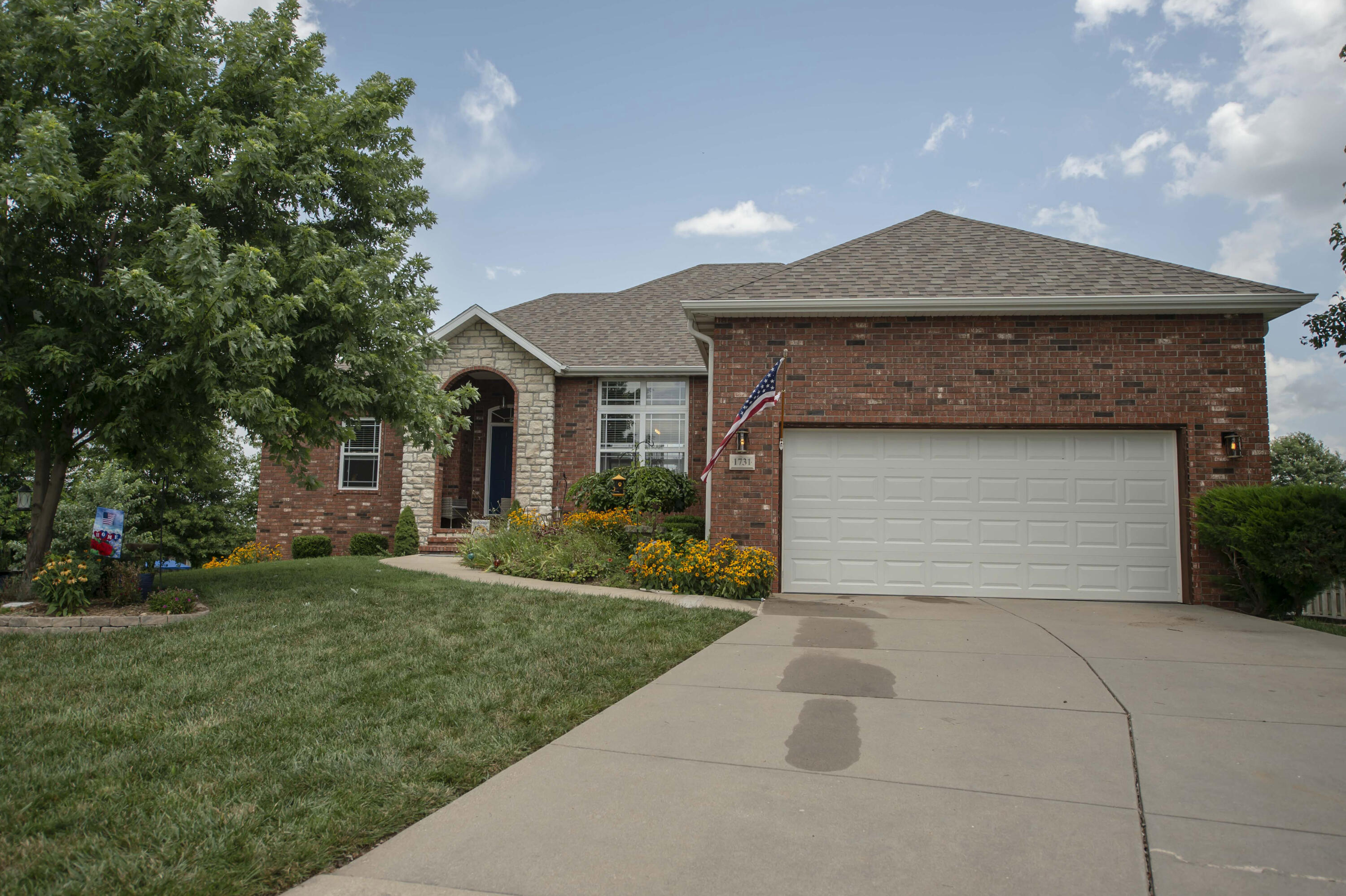 1731 East Blockade Court Property Photo 1