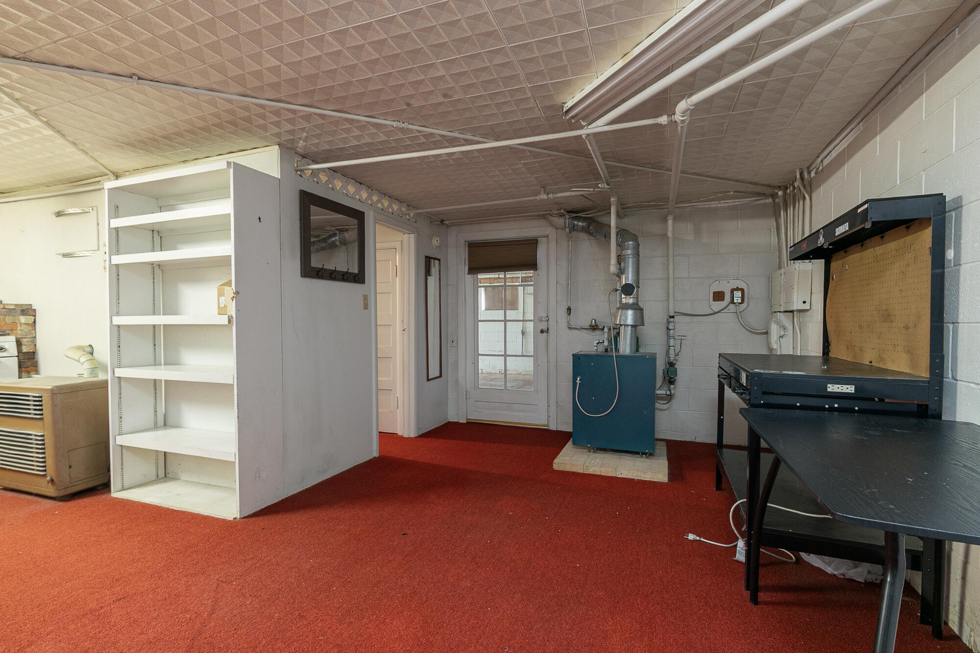 2114 East Walnut Street Property Photo 26