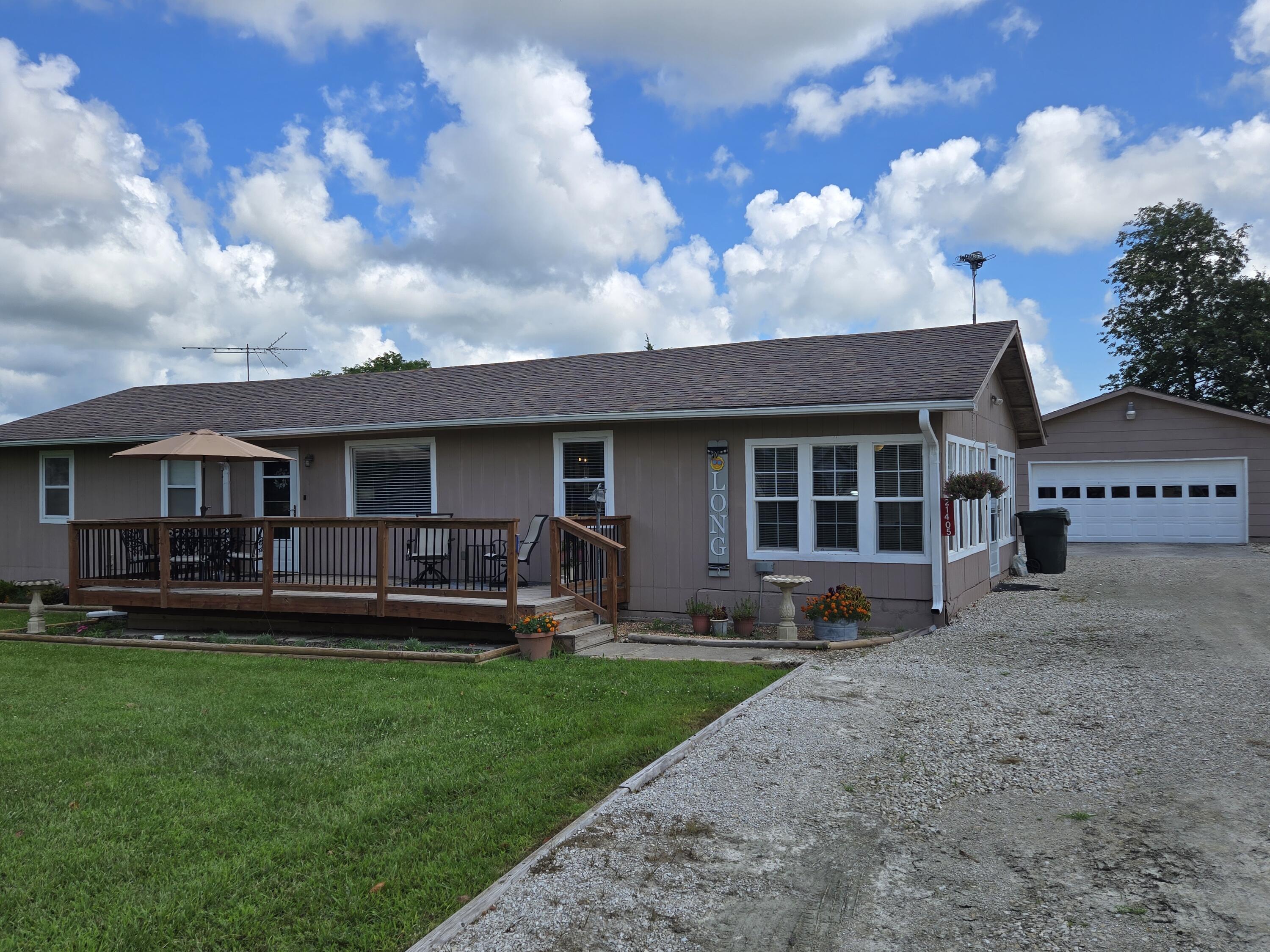 21405 County Rd 295 Loop Property Photo 5