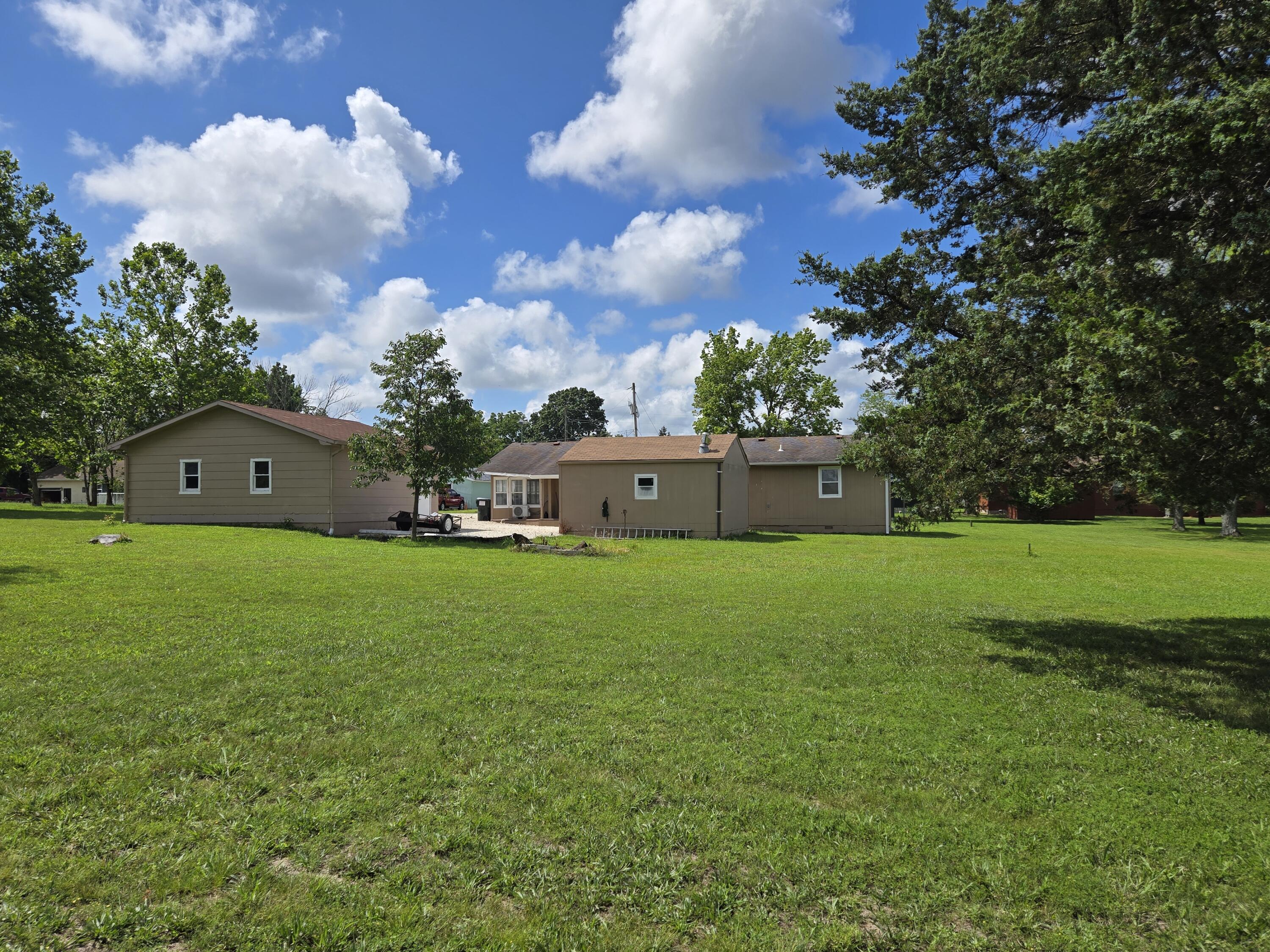 21405 County Rd 295 Loop Property Photo 7