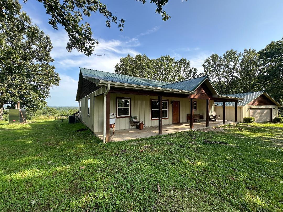 9088 Holly Lane Property Photo 1