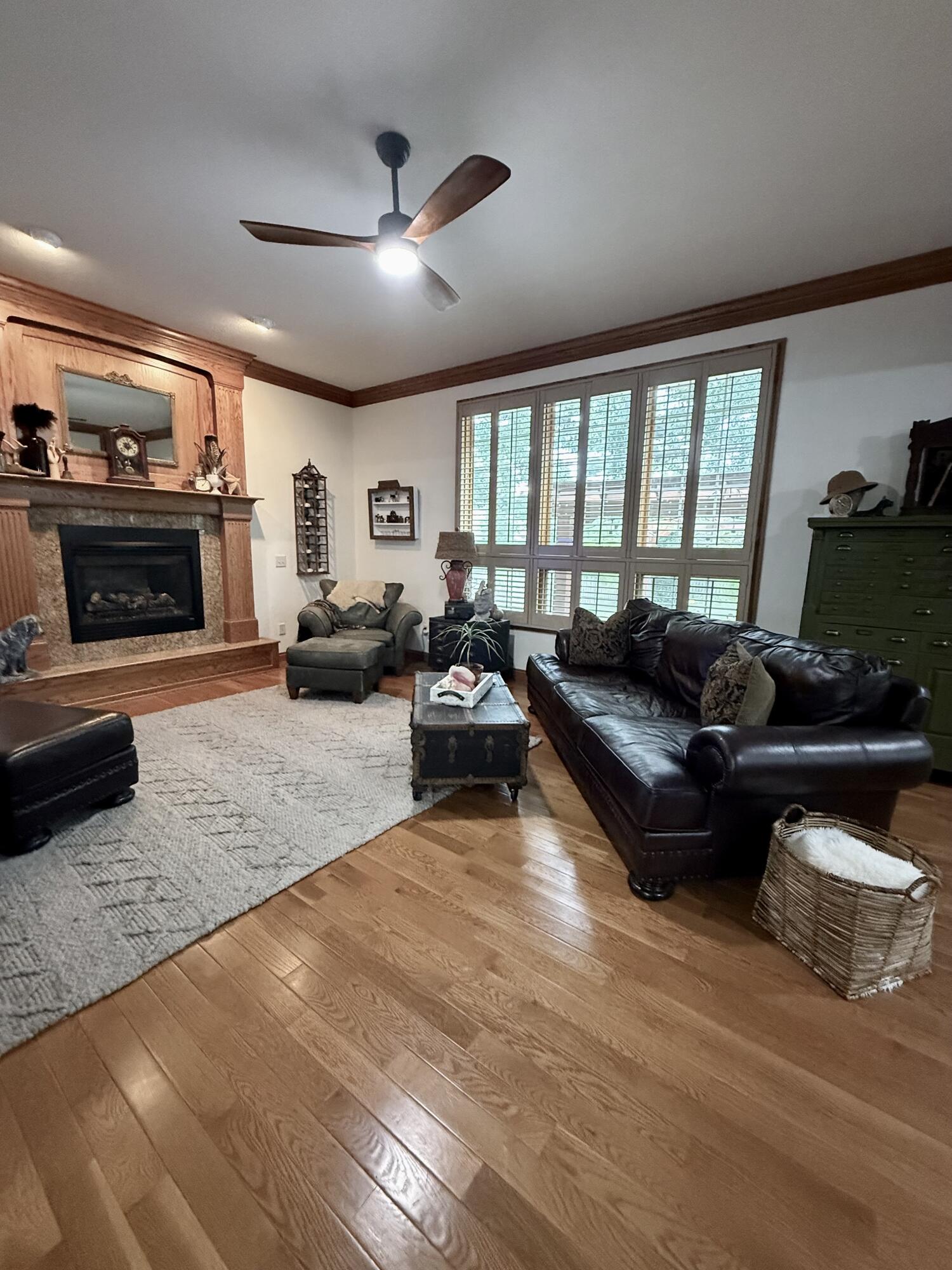 5628 South Fremont Avenue Property Photo 17