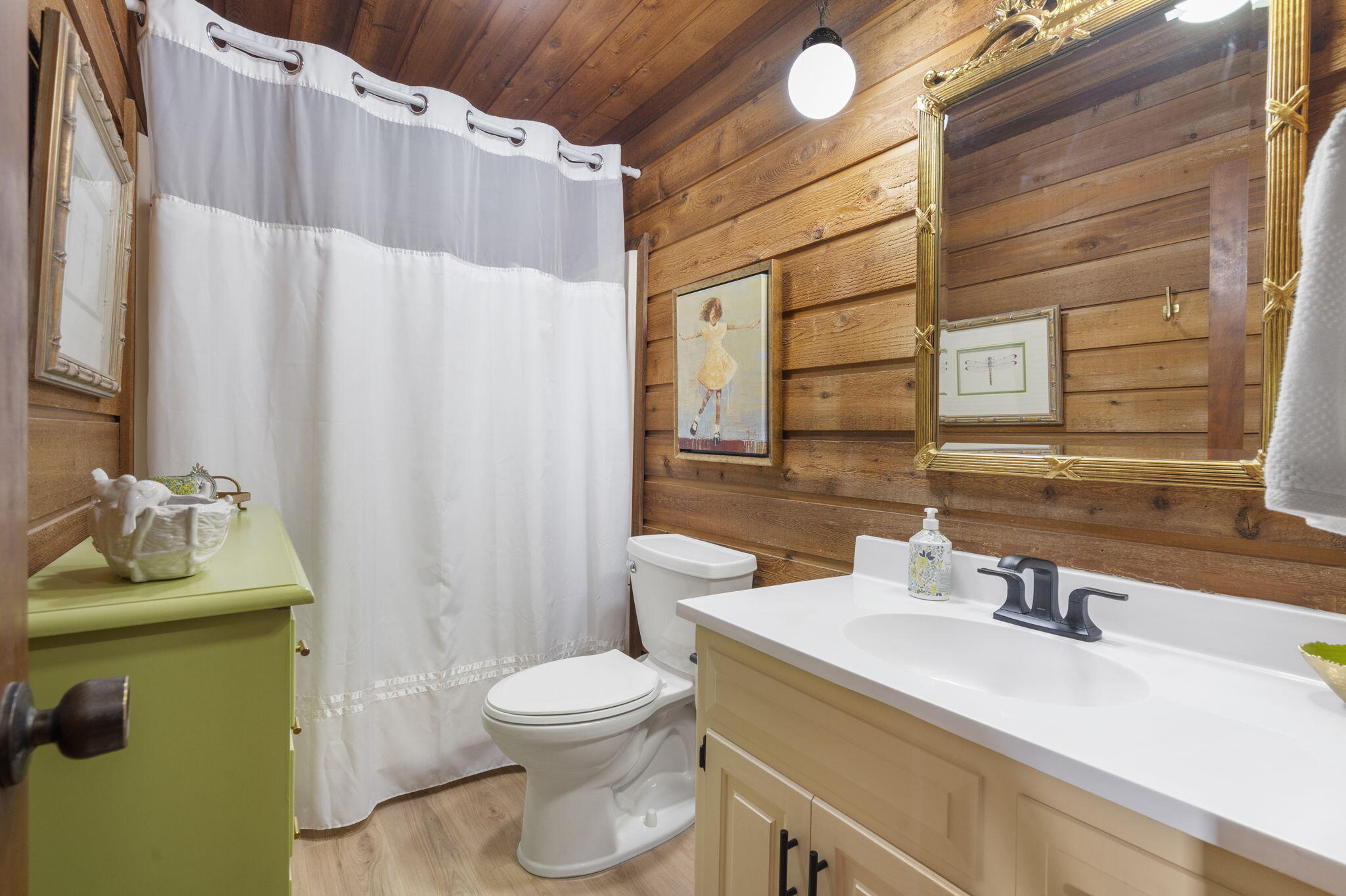 1109 Amy Lane Property Photo 16