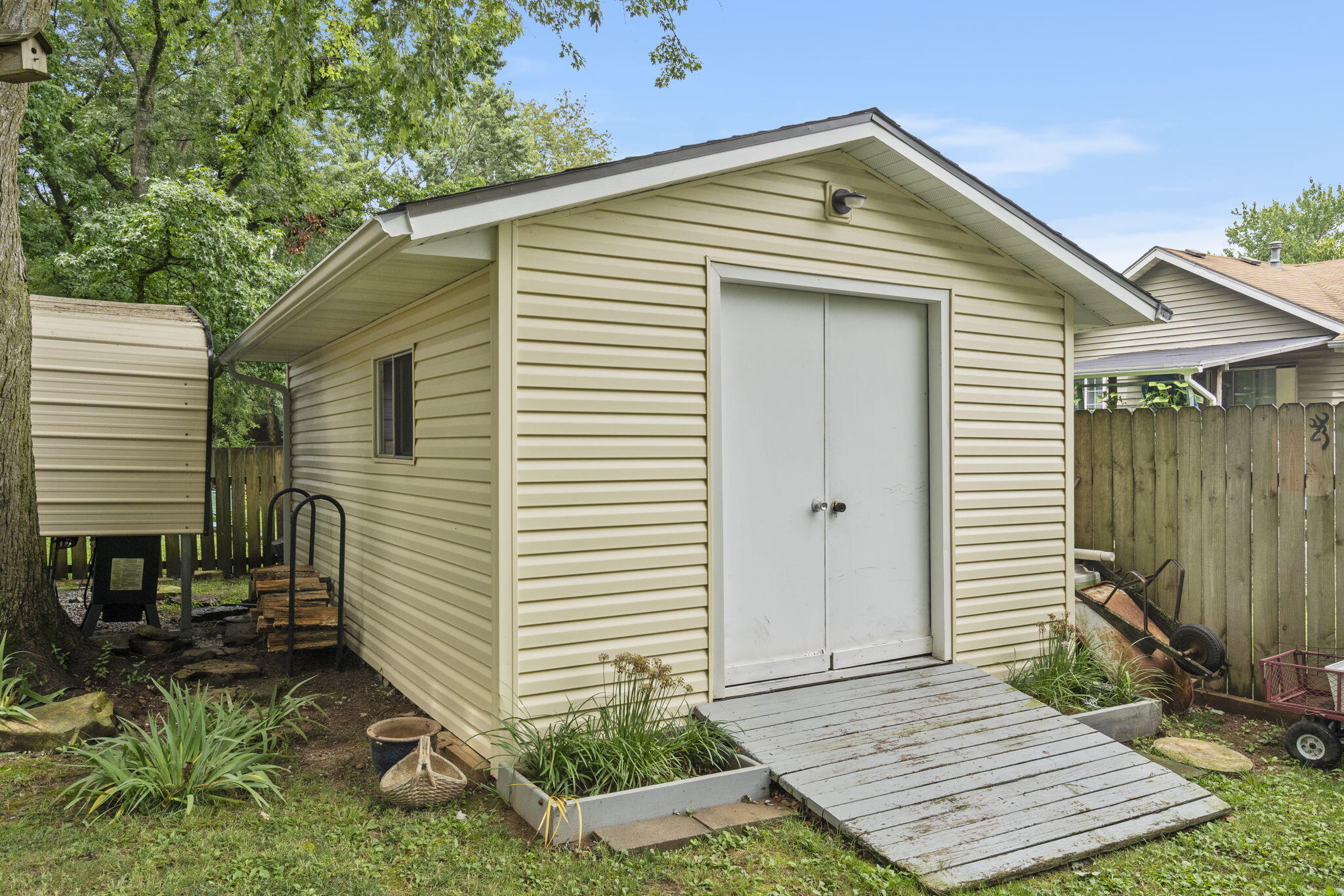 1109 Amy Lane Property Photo 22