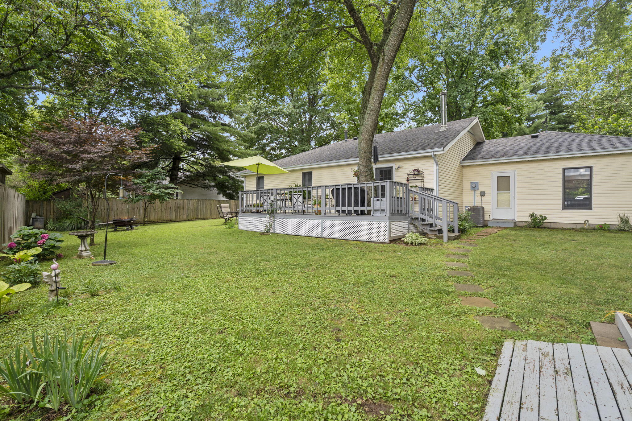 1109 Amy Lane Property Photo 23