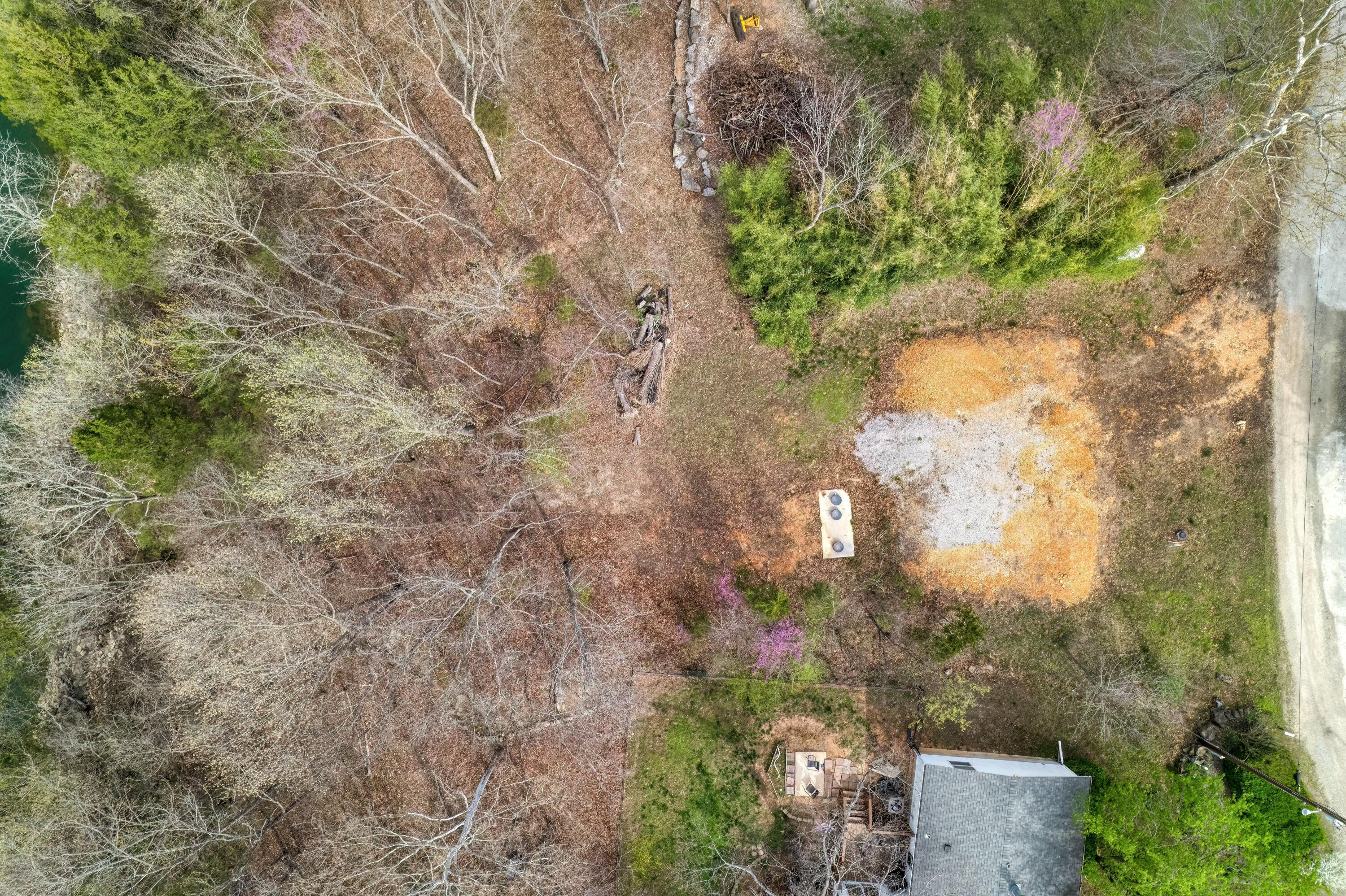 732 Lake Road Property Photo 5