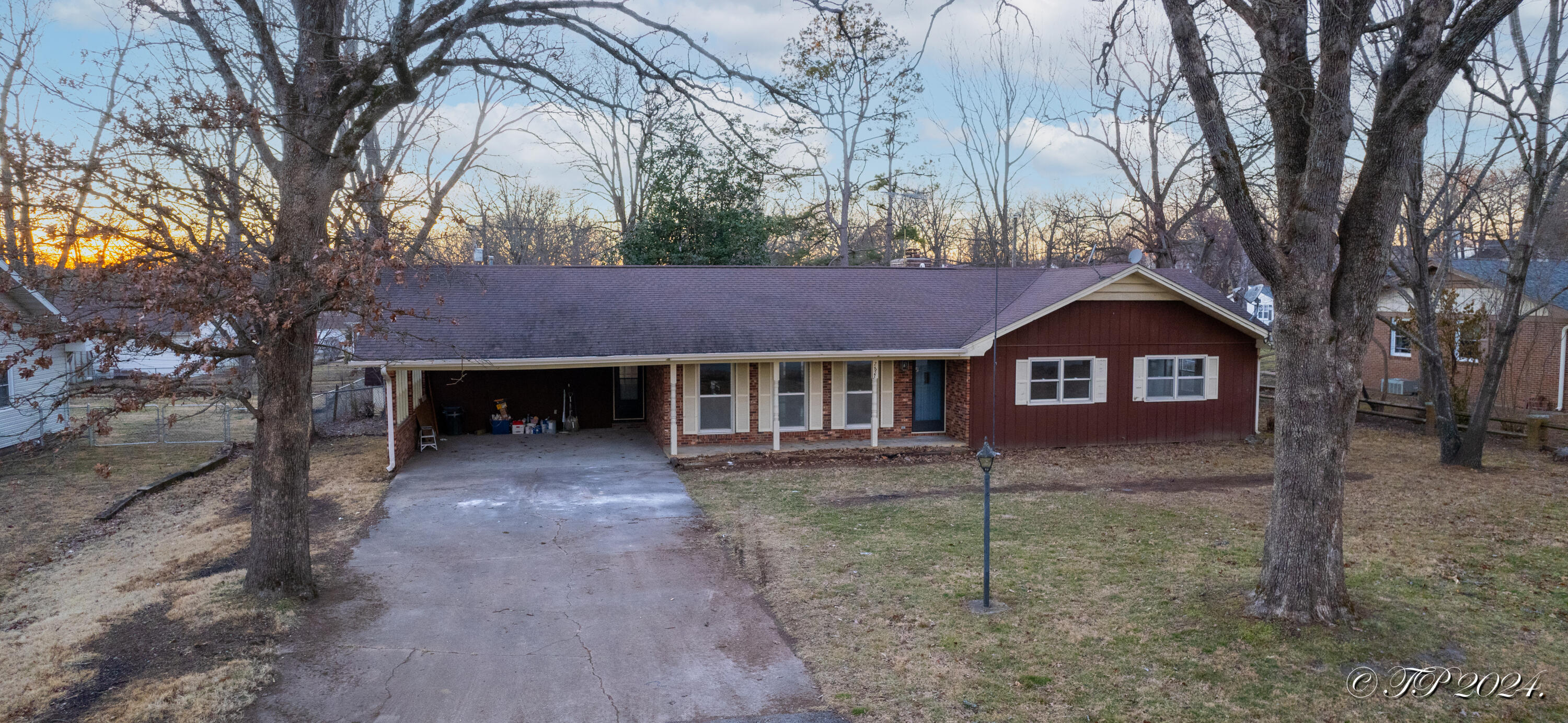 2823 Laurie Drive Property Photo 1