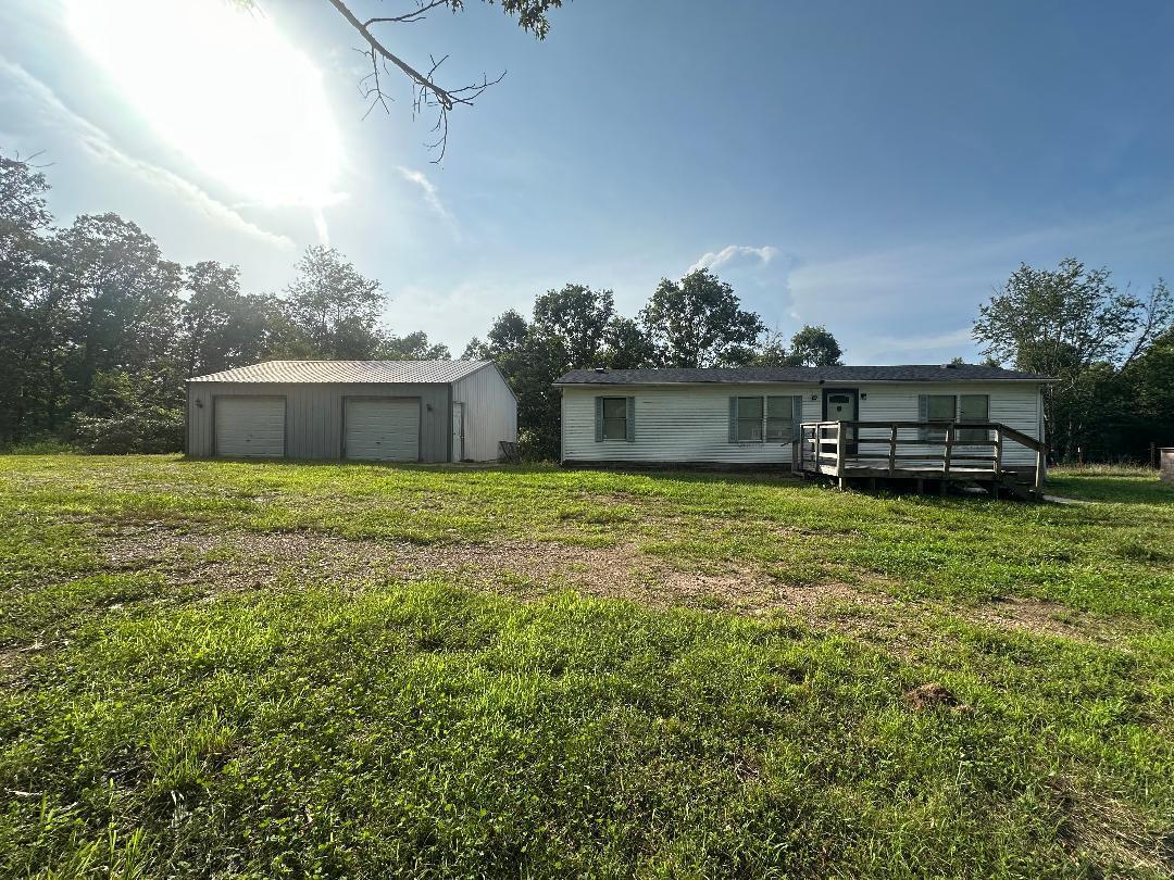 36325 East State Highway 76 Property Photo 1