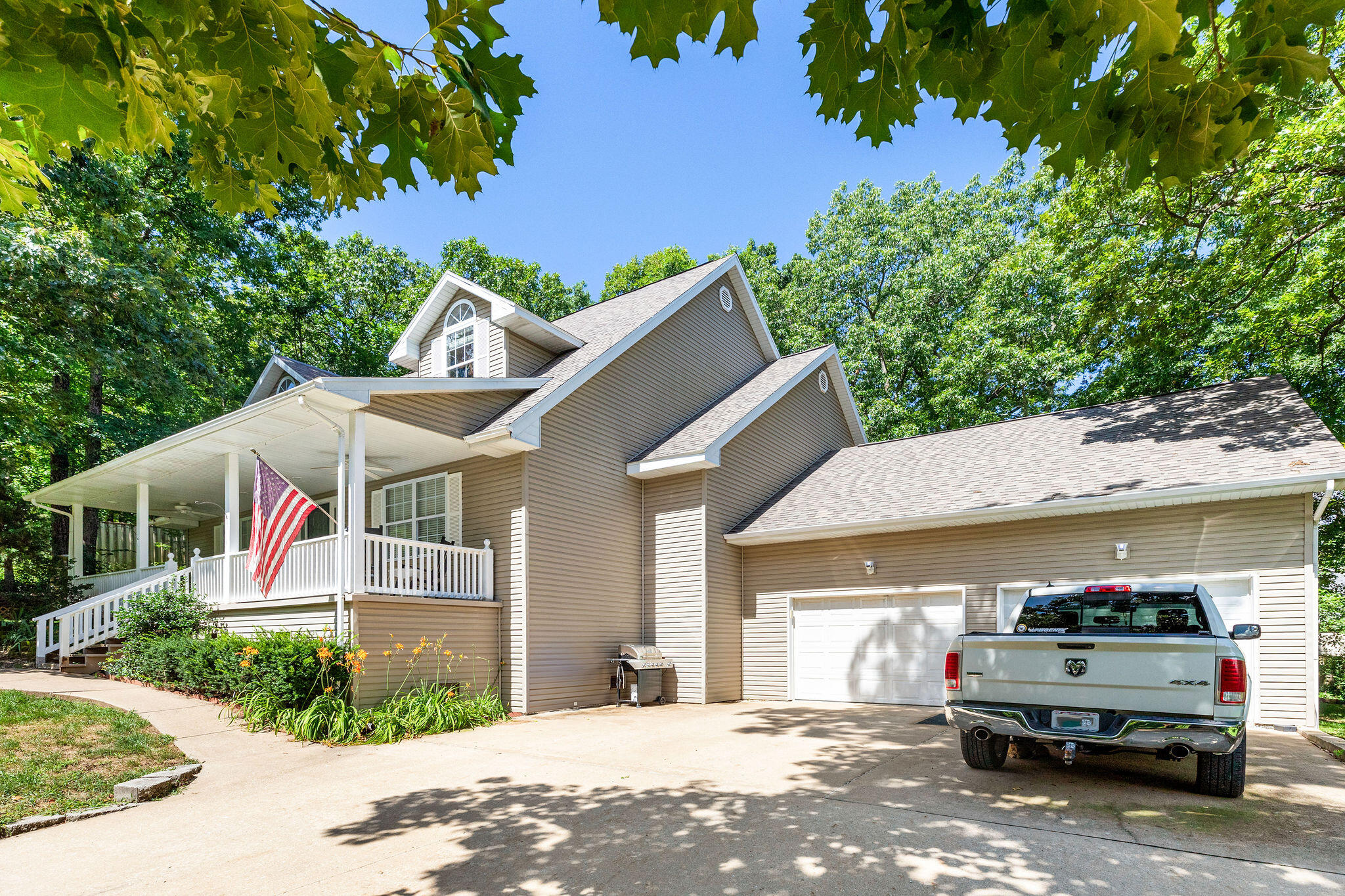 155 Mockingbird Court Property Photo 3