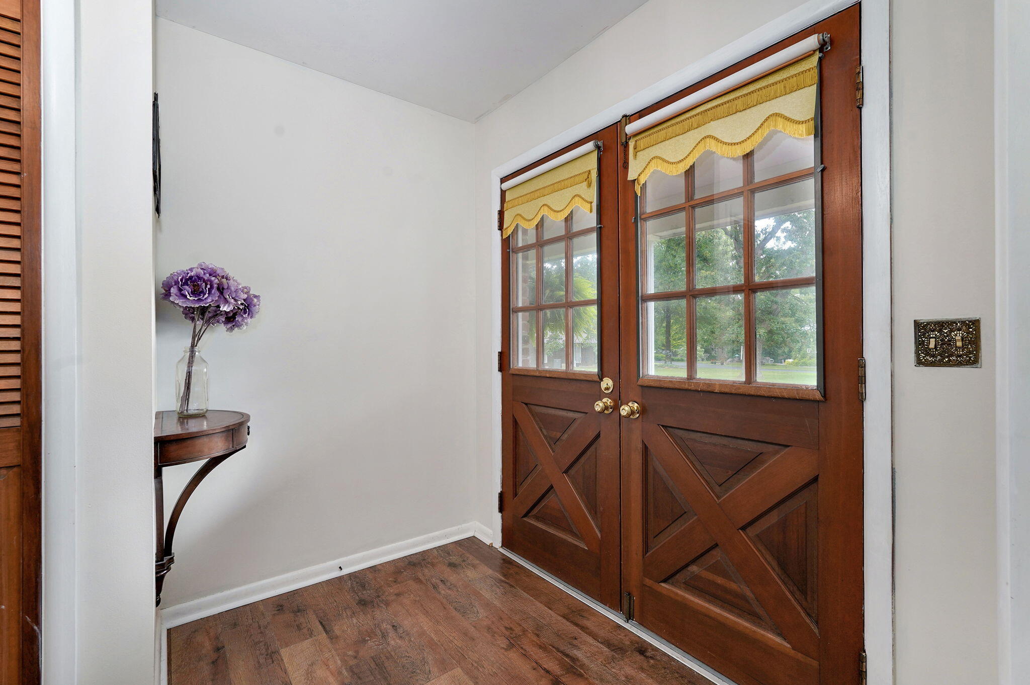 339 South Cedarbrook Property Photo 5