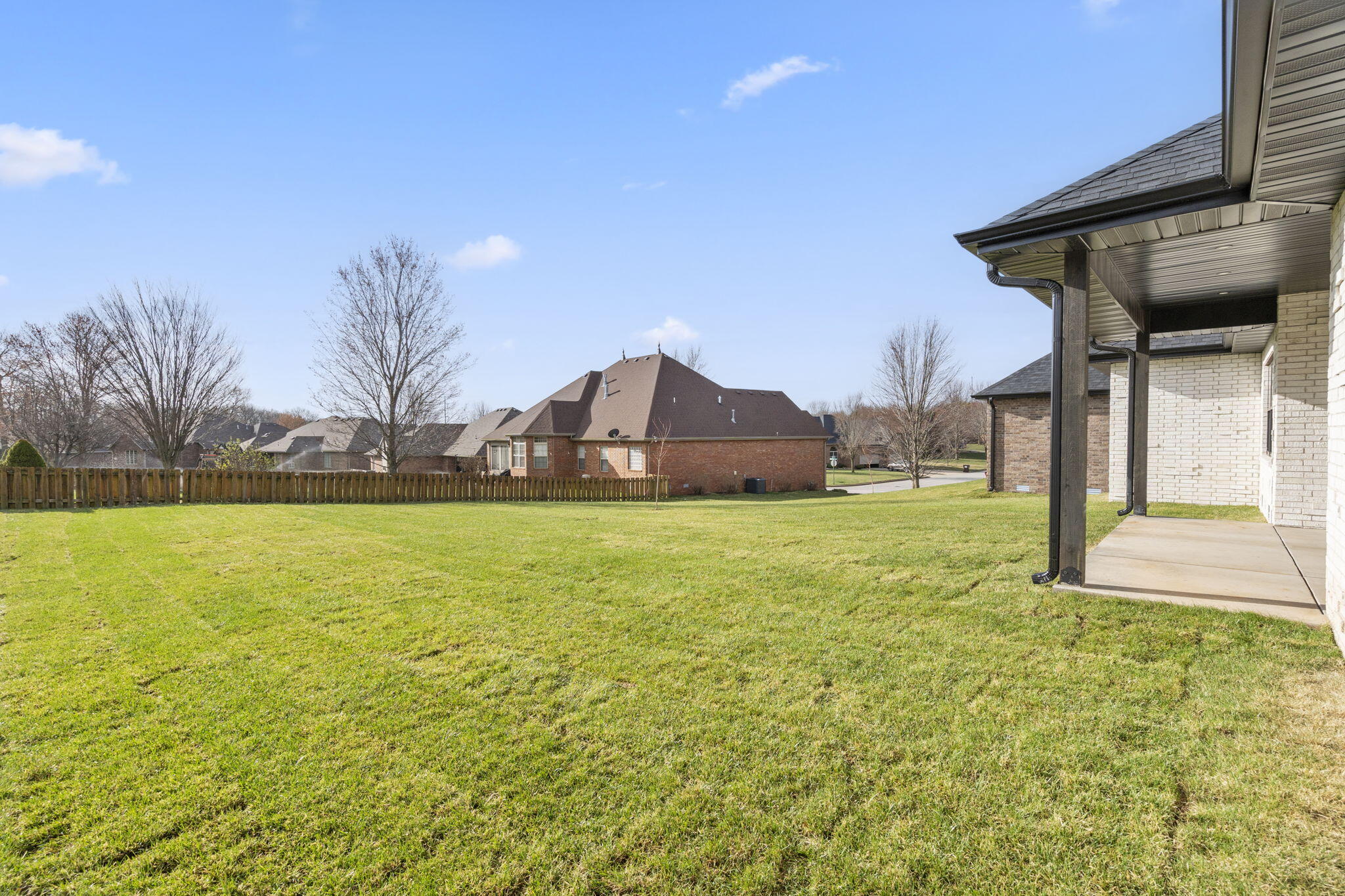 2048 North Sun Valley Drive Property Photo 22