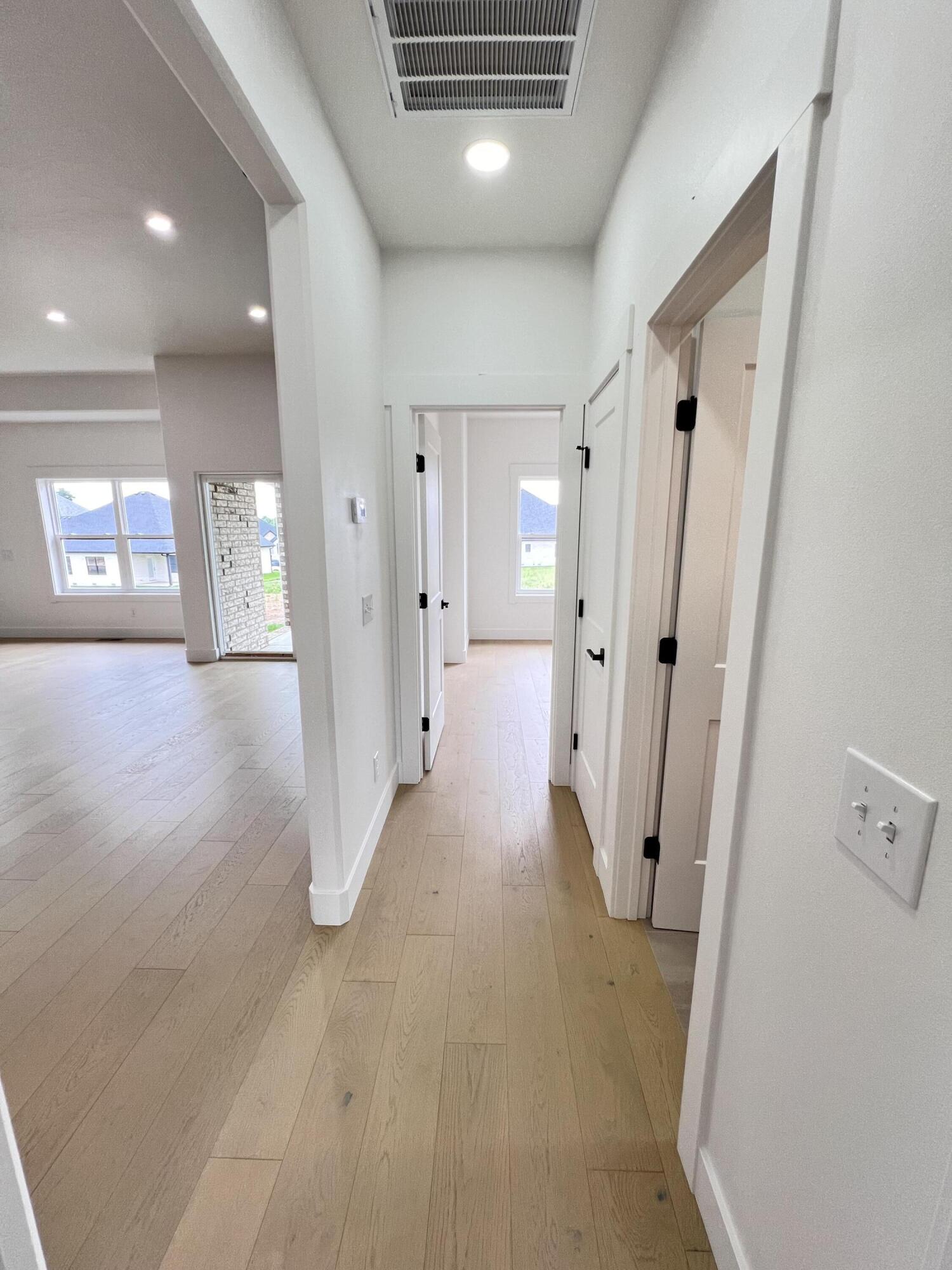 2090 North Silver Charm Avenue Property Photo 21