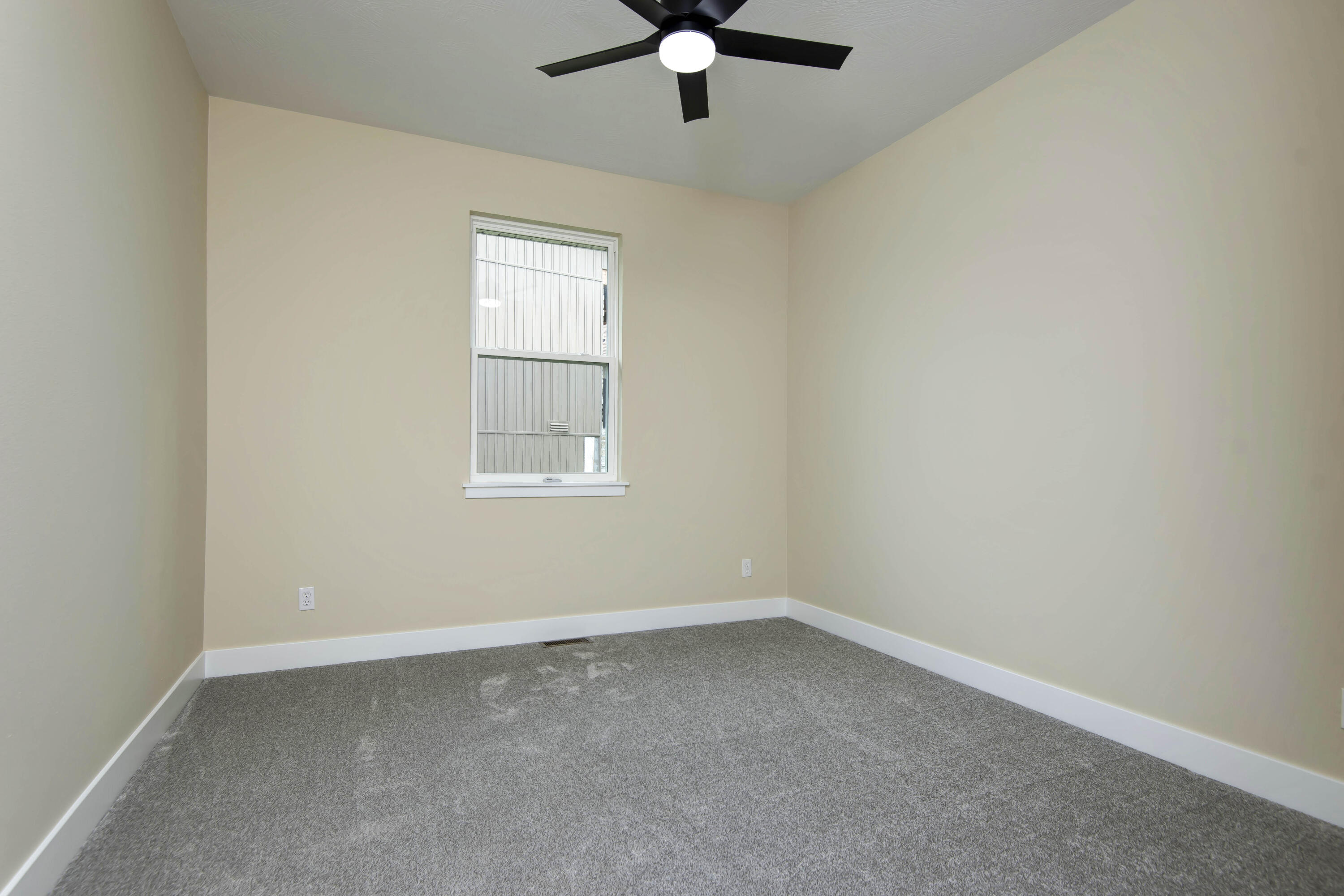 2212 Braxton Court Property Photo 19