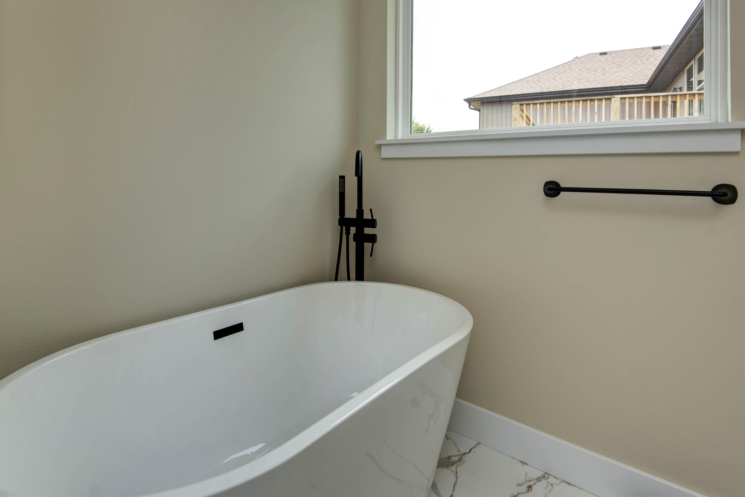 2212 Braxton Court Property Photo 24