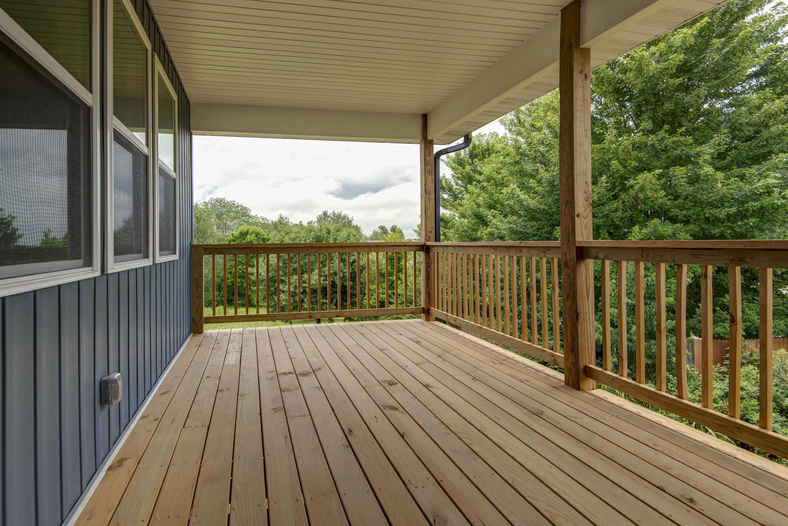 2212 Braxton Court Property Photo 27