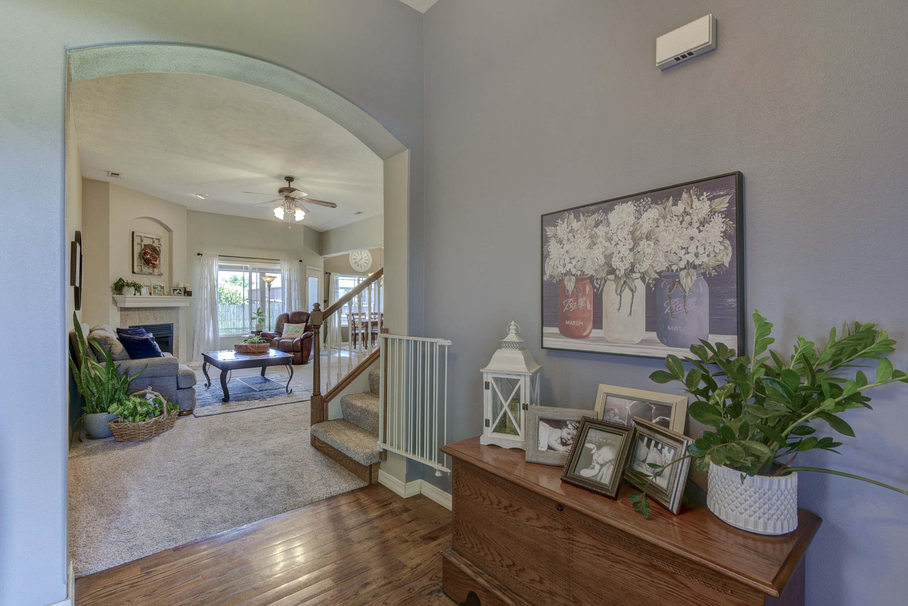 105 Deer Run Property Photo 6