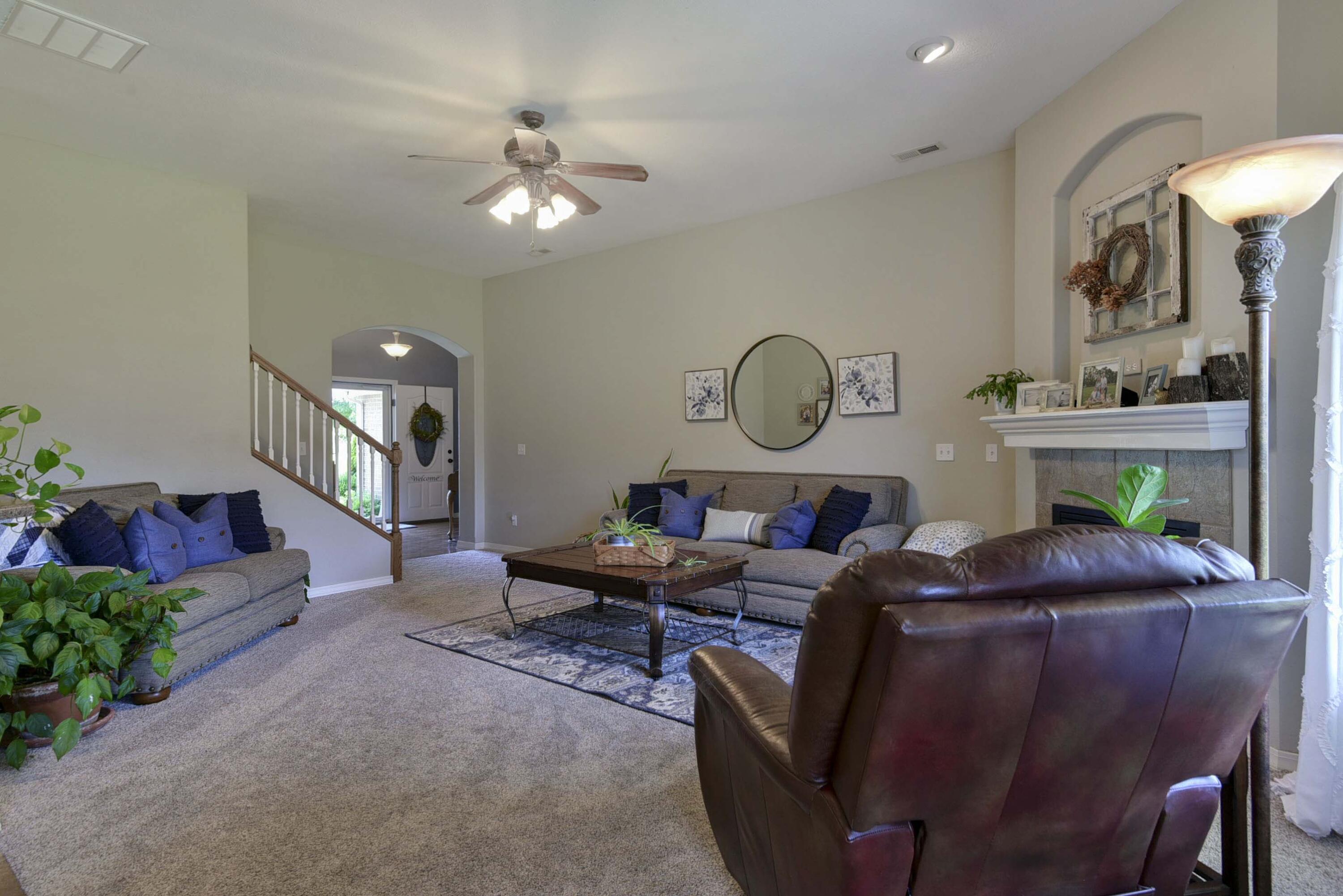 105 Deer Run Property Photo 12