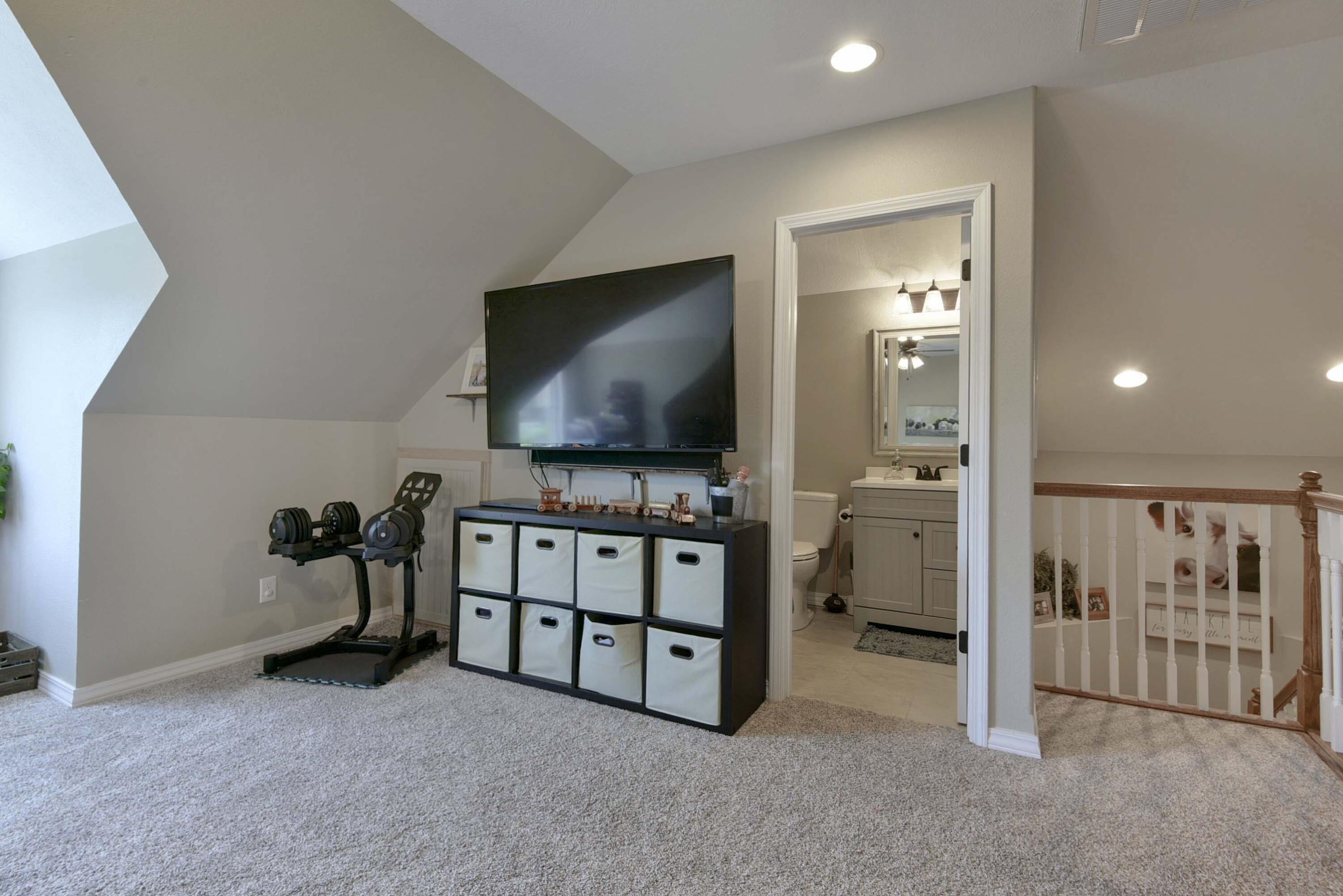 105 Deer Run Property Photo 35