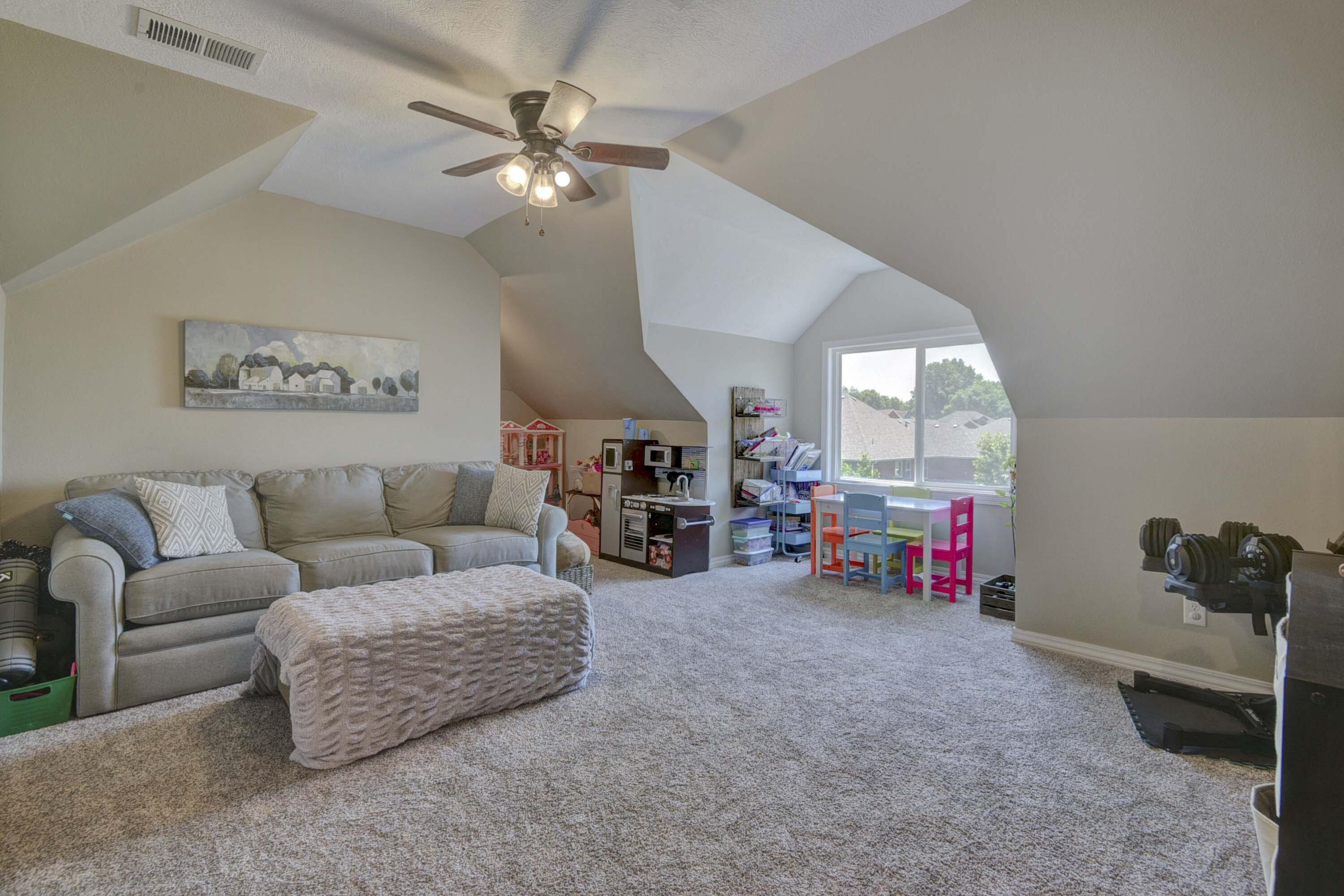 105 Deer Run Property Photo 36