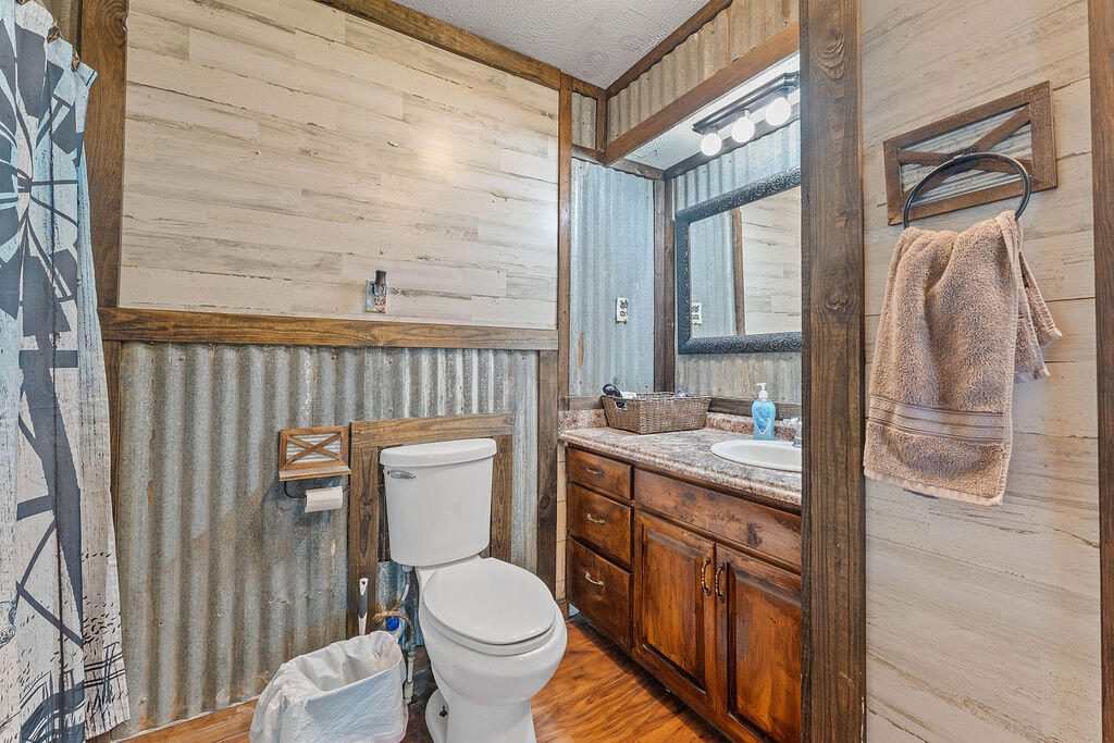 16890 Hurt Road Property Photo 21