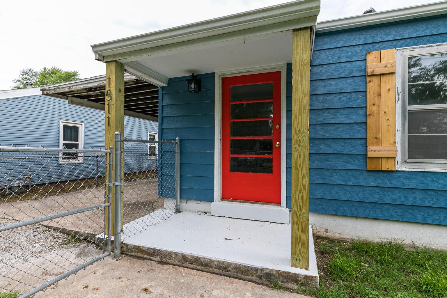 1511 West Hamilton Street Property Photo 2