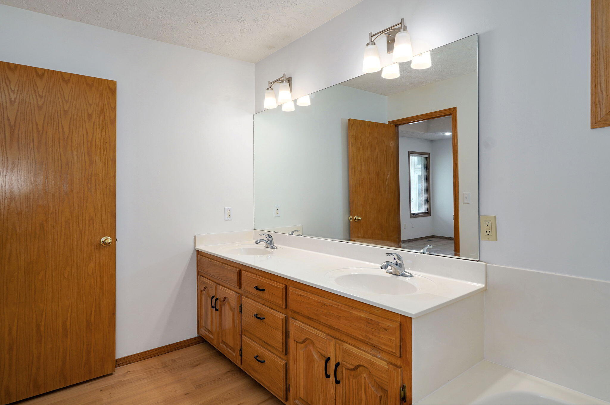 3664 West Edgewood Street Property Photo 23