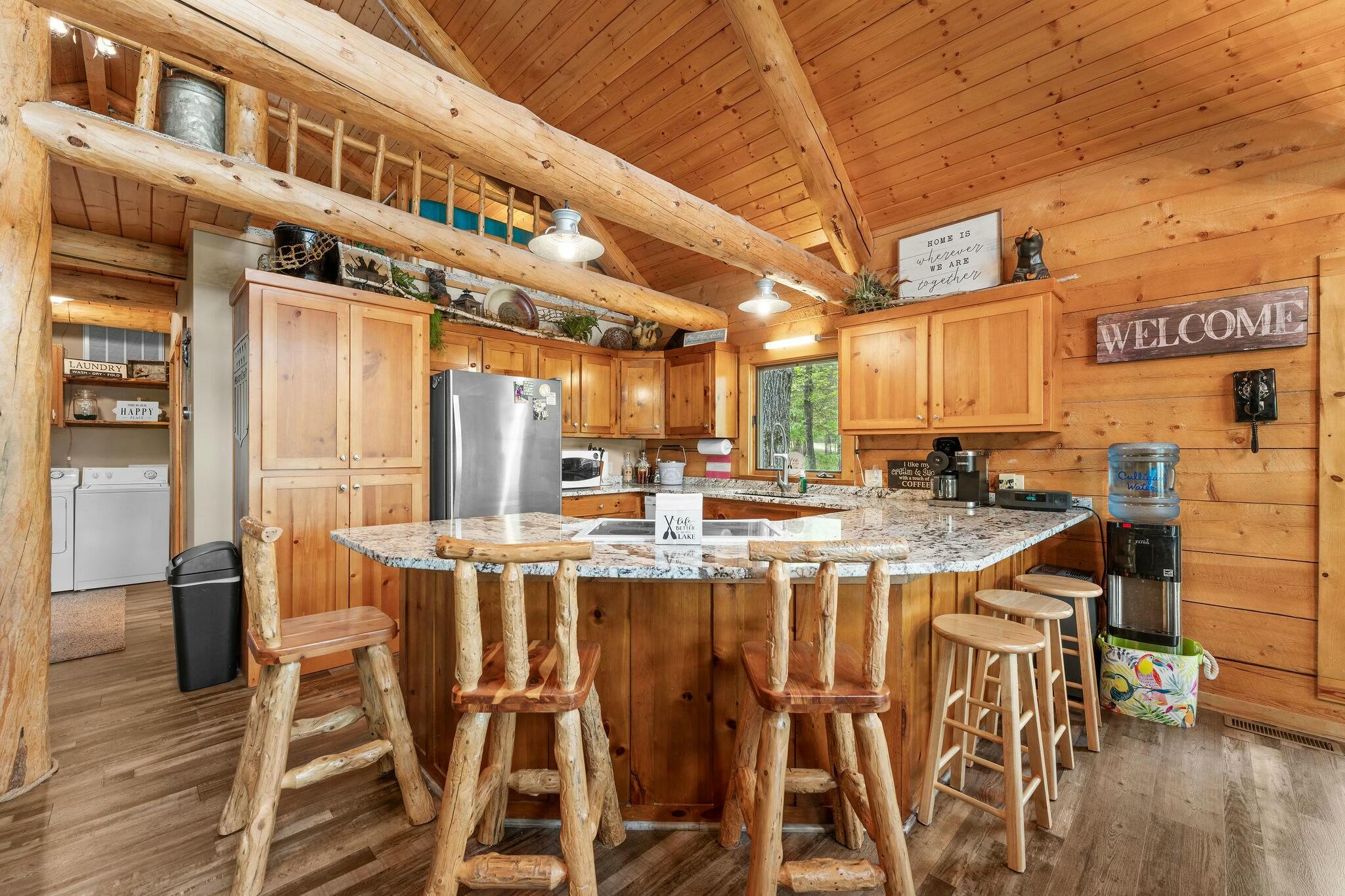 646 Crystal Beach Circle Property Photo 10