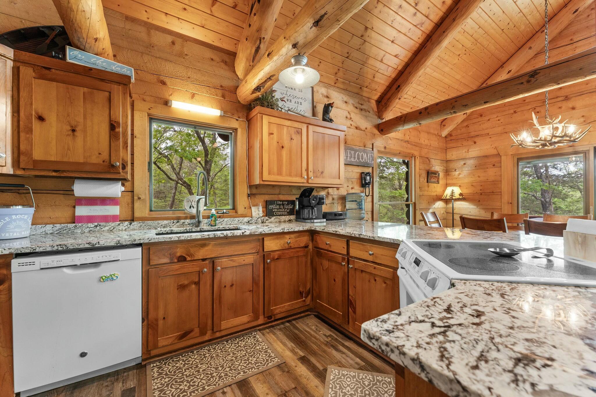 646 Crystal Beach Circle Property Photo 11