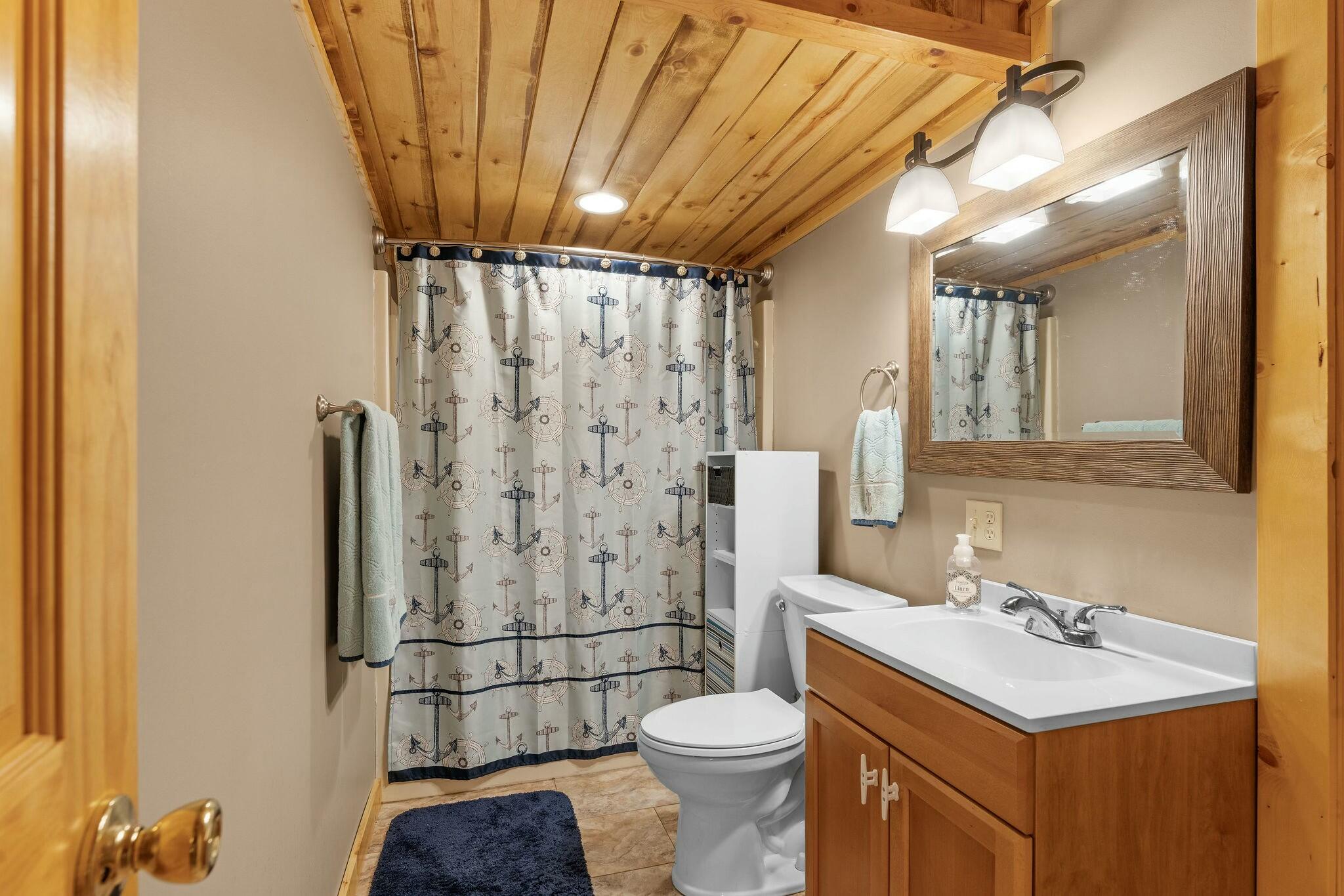 646 Crystal Beach Circle Property Photo 25