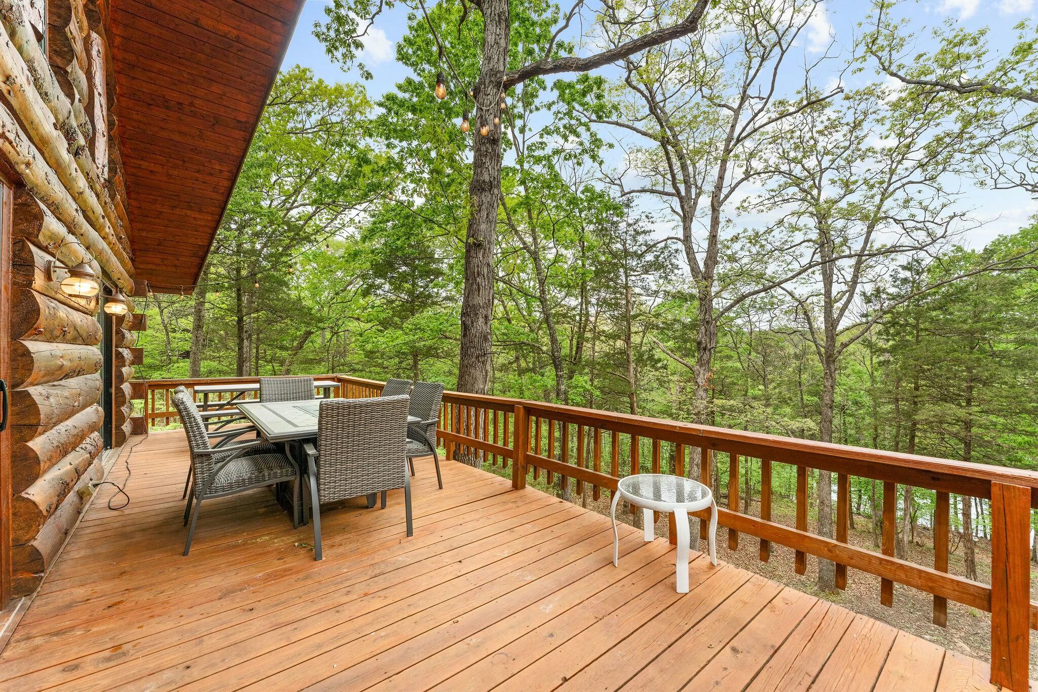 646 Crystal Beach Circle Property Photo 31