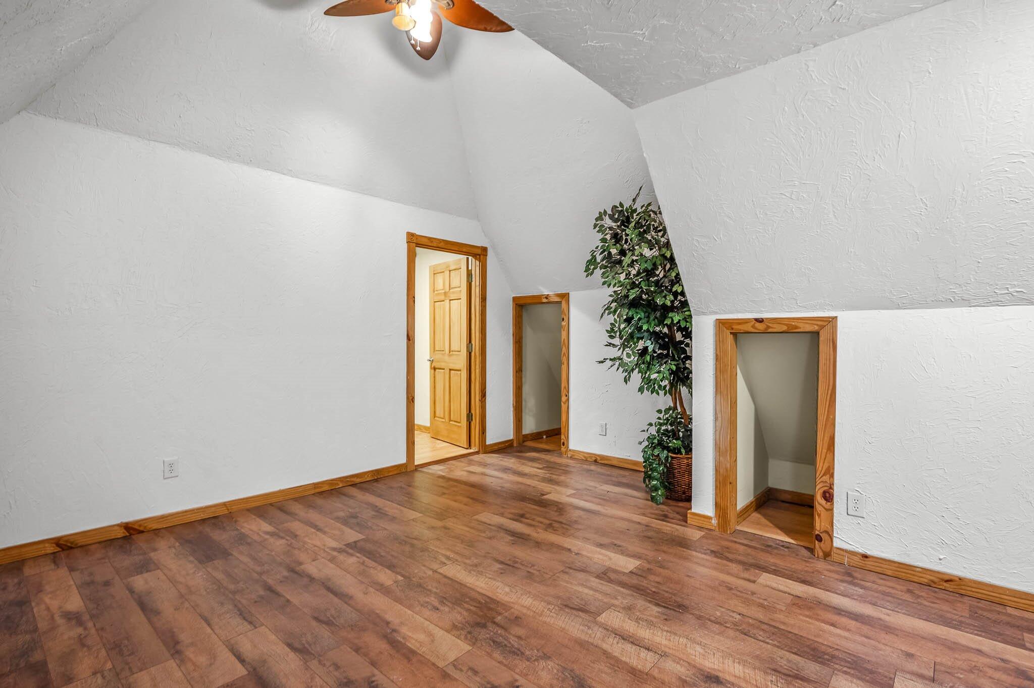 4827 South Landon Court Property Photo 63