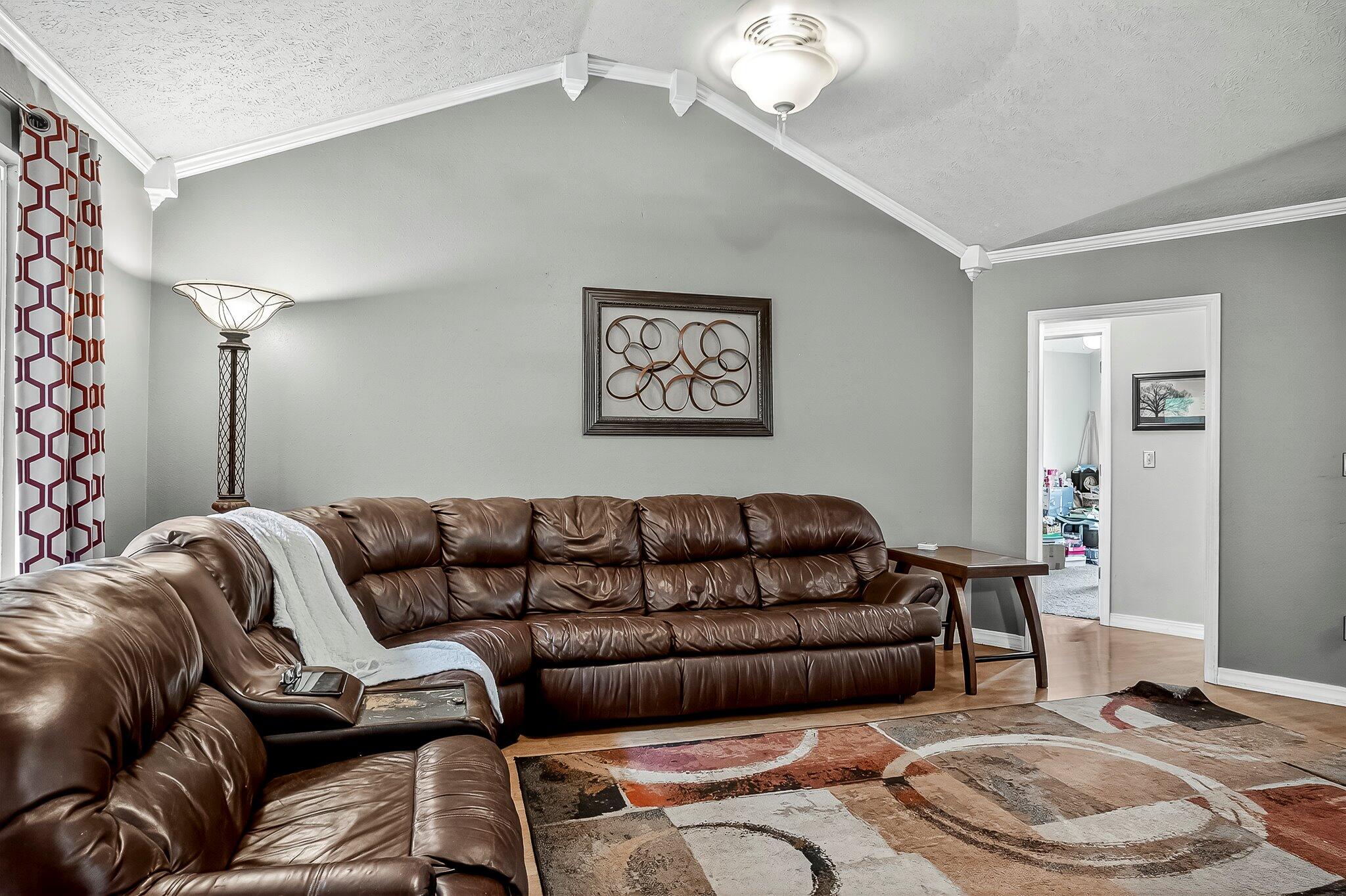 316 West Shawnee Court Property Photo 9