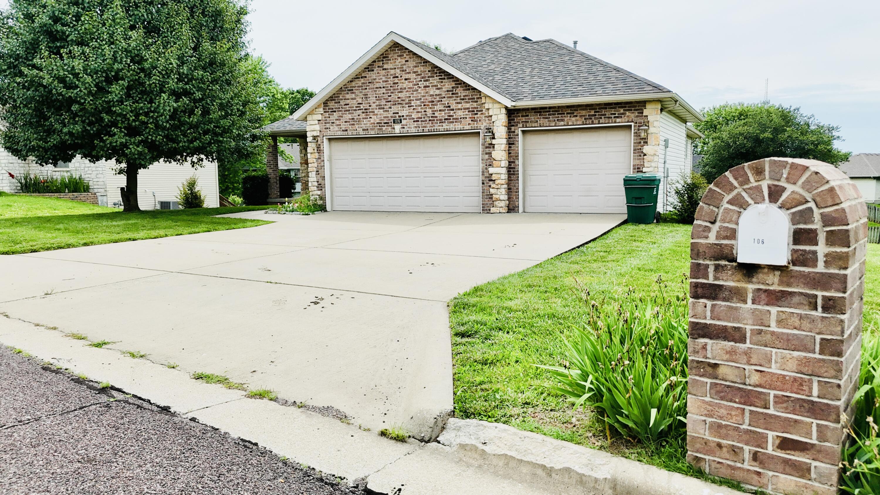 106 Miller Way Property Photo 3