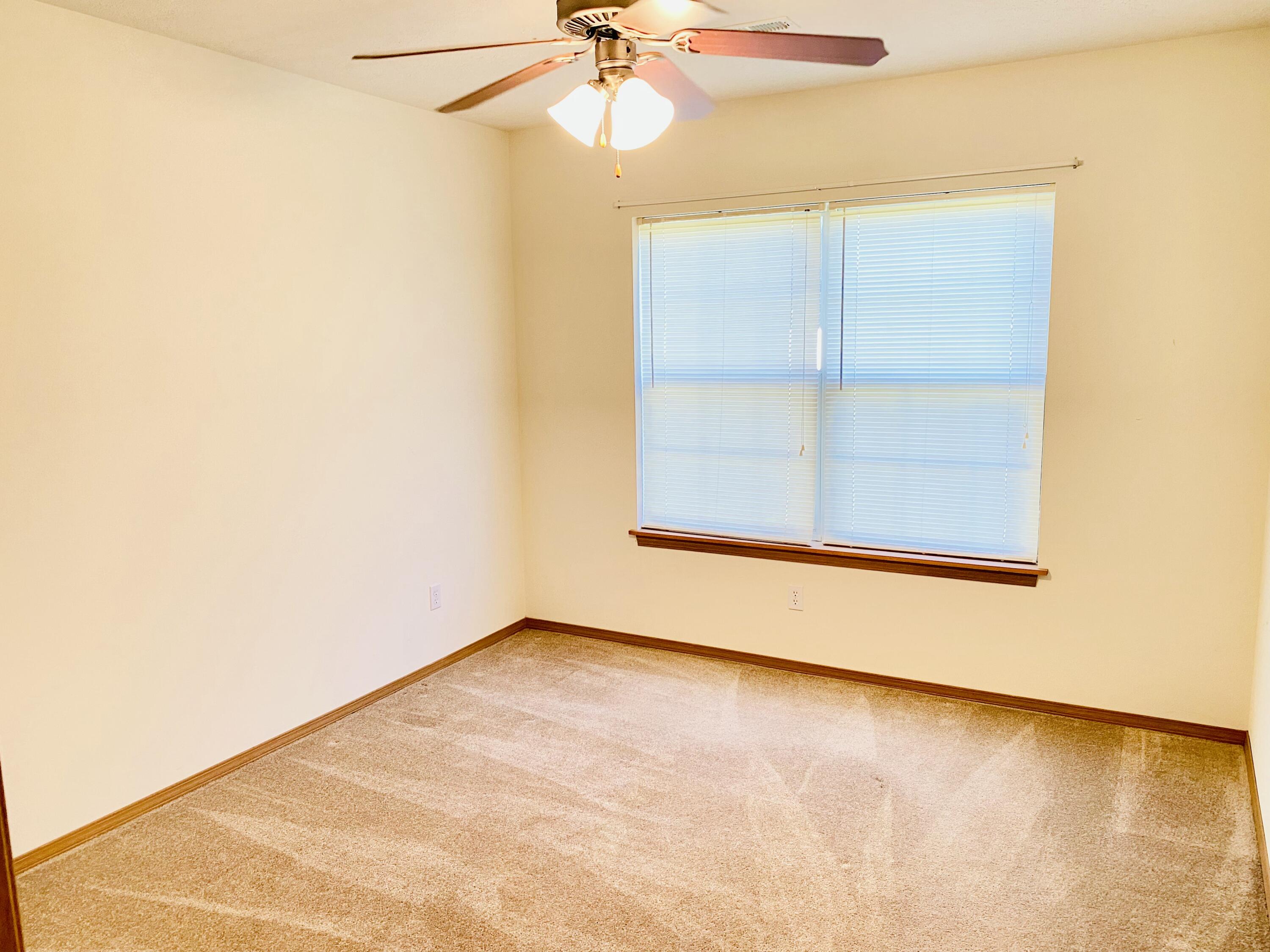106 Miller Way Property Photo 28