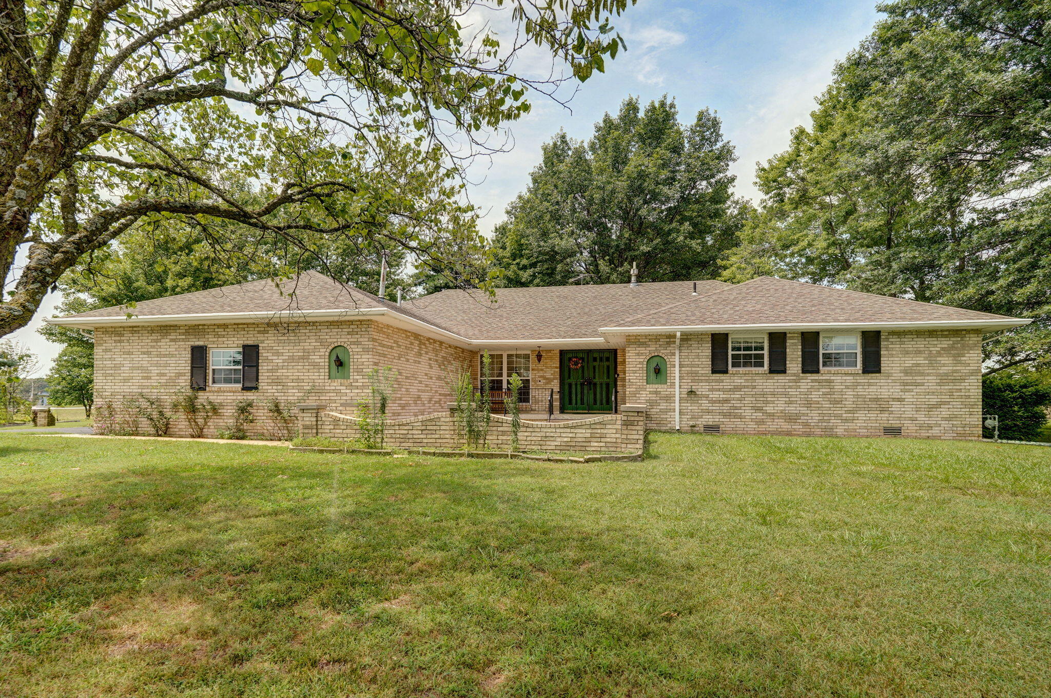 1259 Pine Drive Property Photo 1