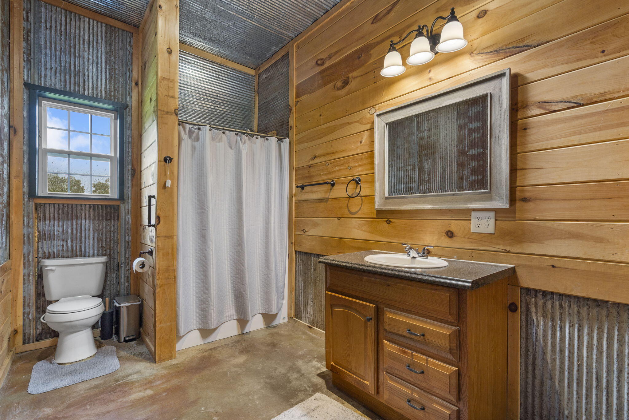 121 Stonehaven Drive Property Photo 35