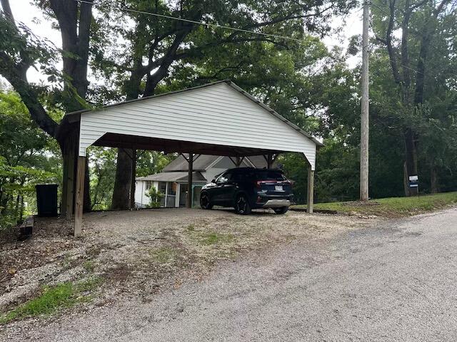 506 South Carr Street Property Photo 20
