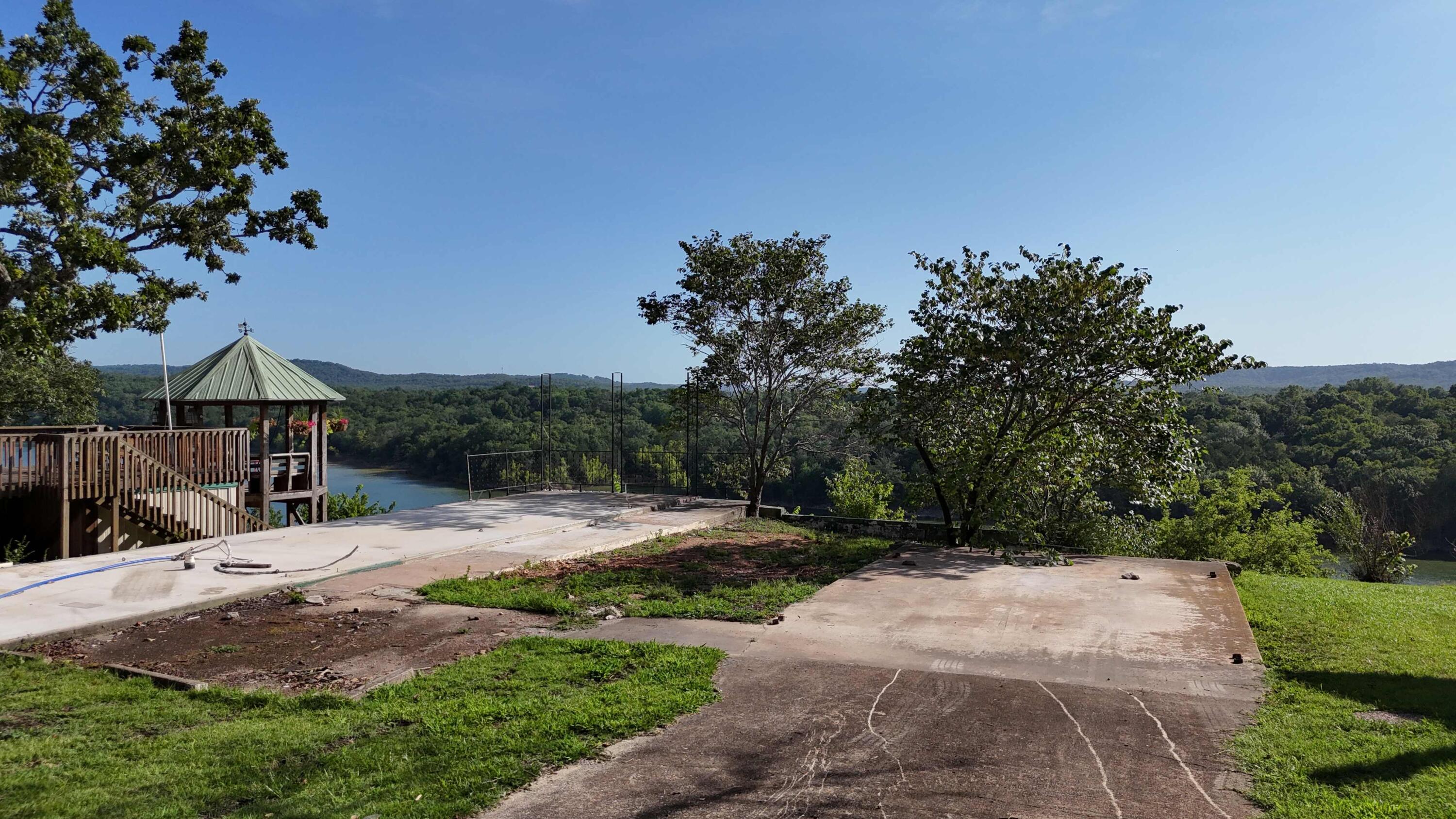 27229 Overlook Lane Property Photo 5