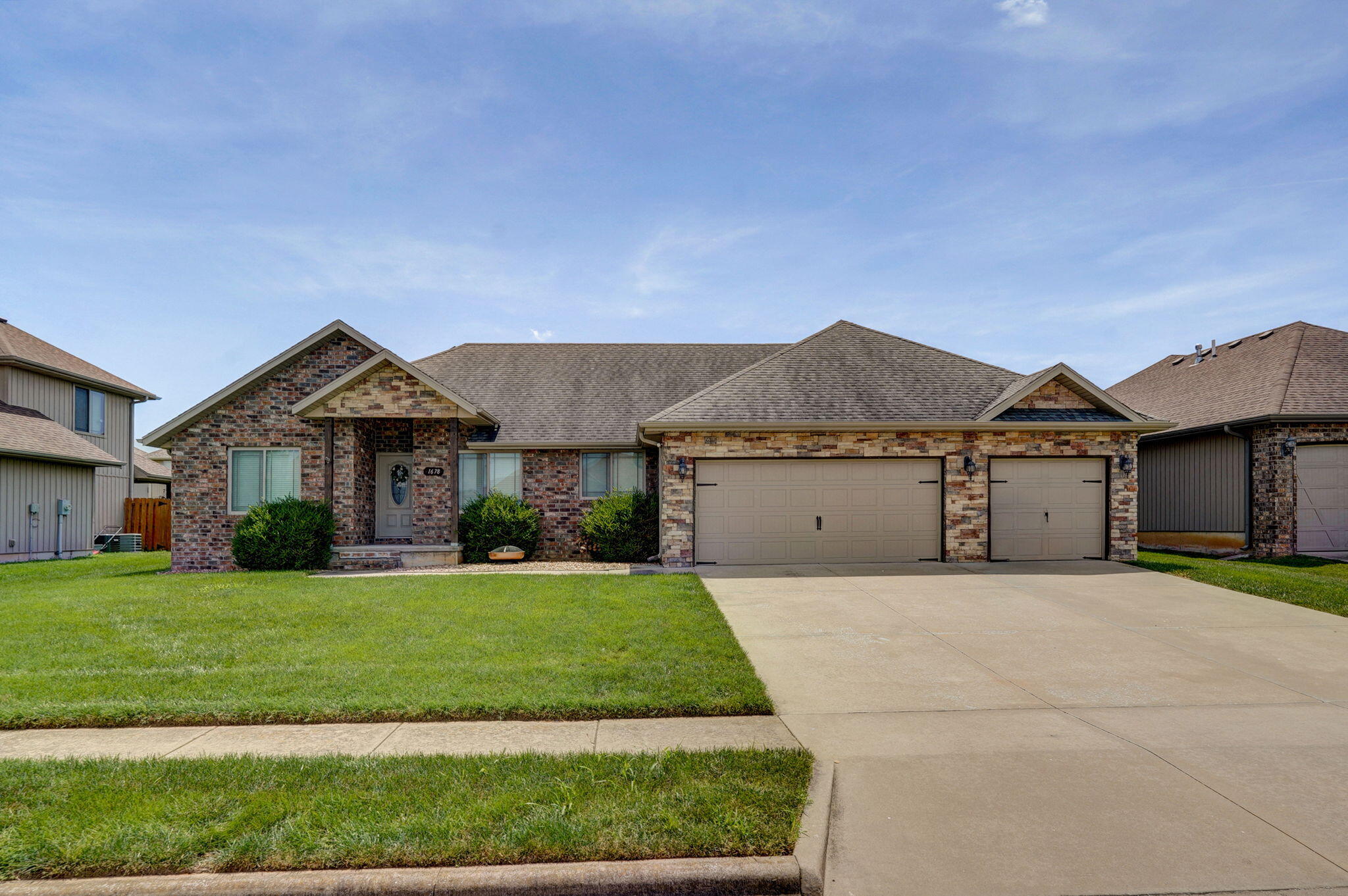 1678 East Chickamauga Drive Property Photo 1