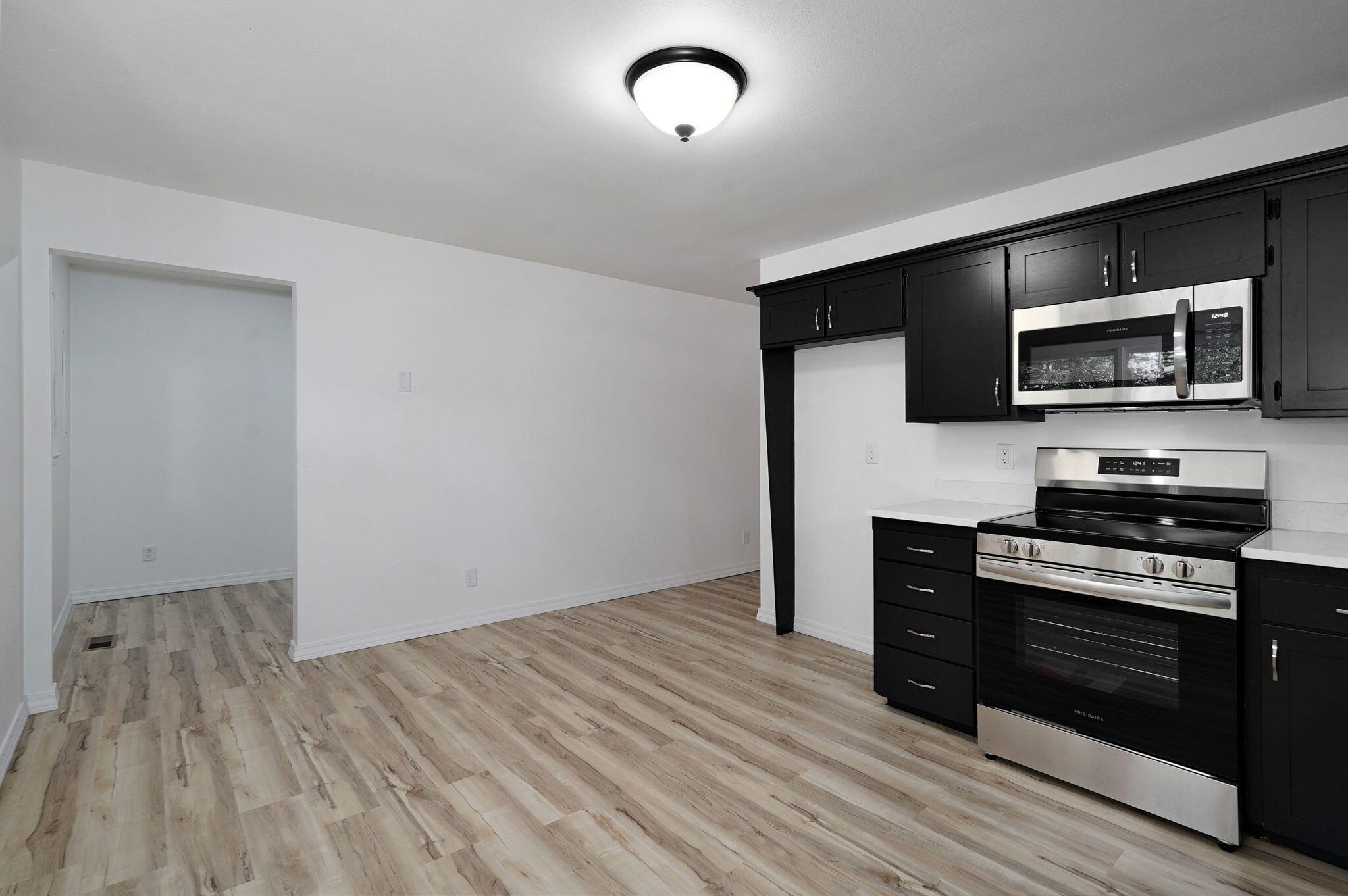 610 South Fiske Street Property Photo 11