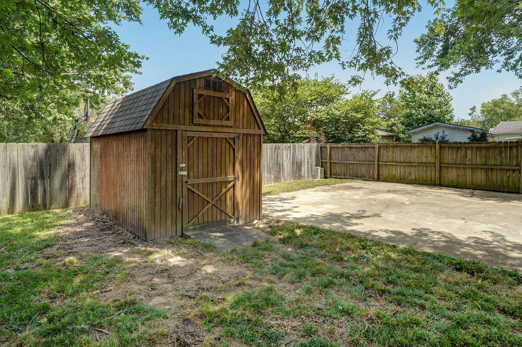 610 South Fiske Street Property Photo 26