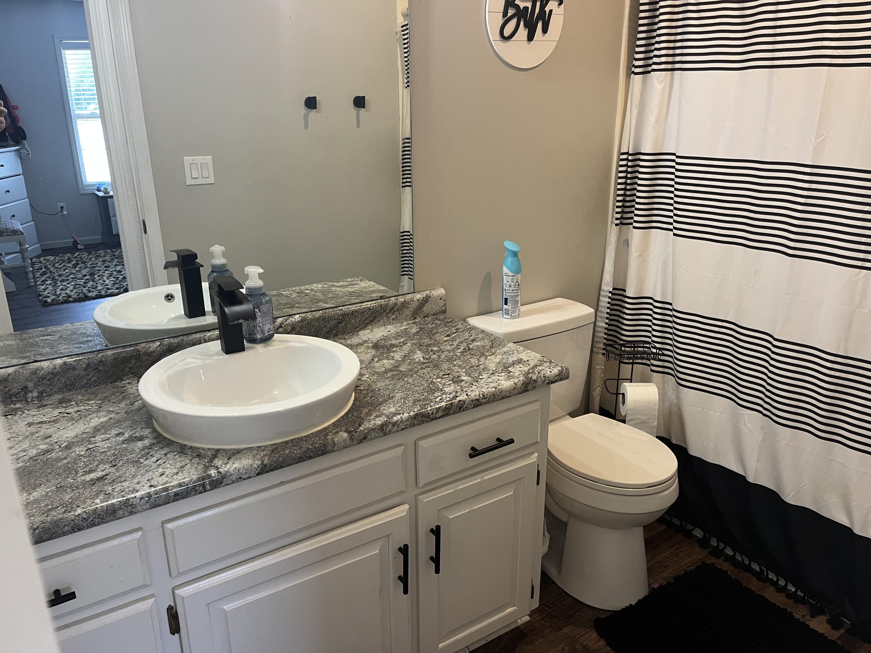 829 Rosemary Avenue Property Photo 23