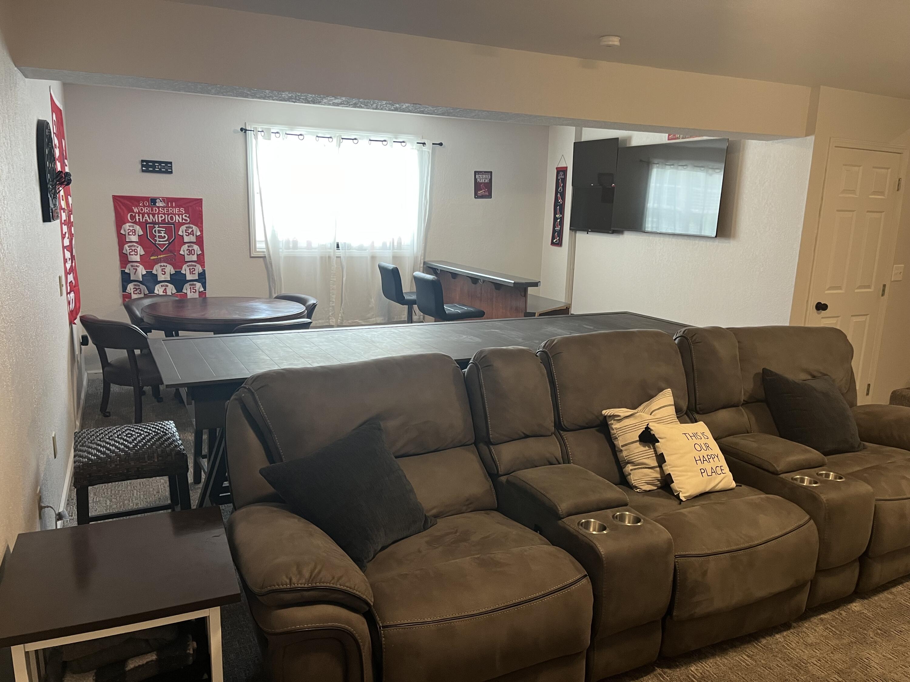 829 Rosemary Avenue Property Photo 29