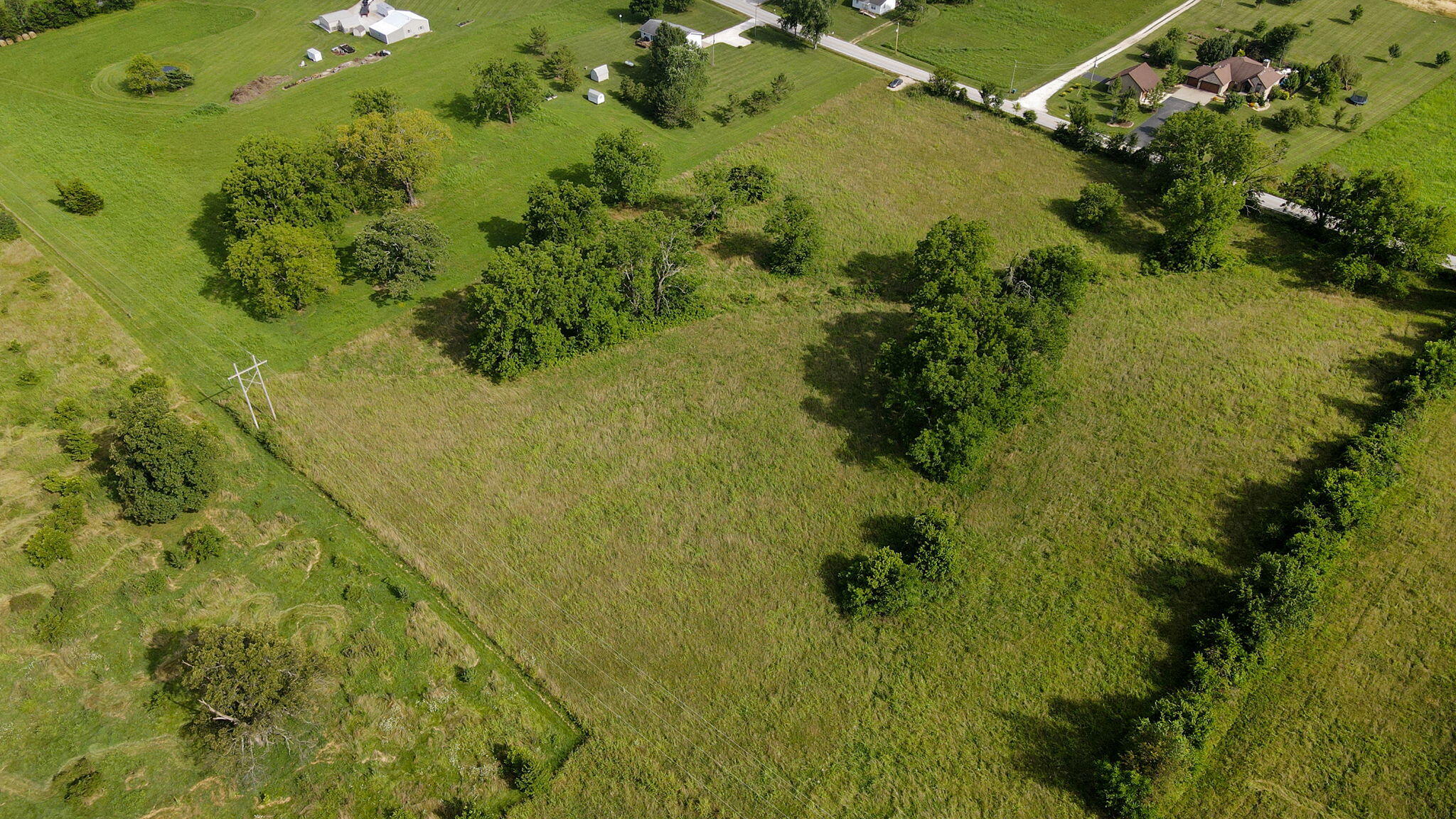 000 East Farm Road 194 Property Photo 4