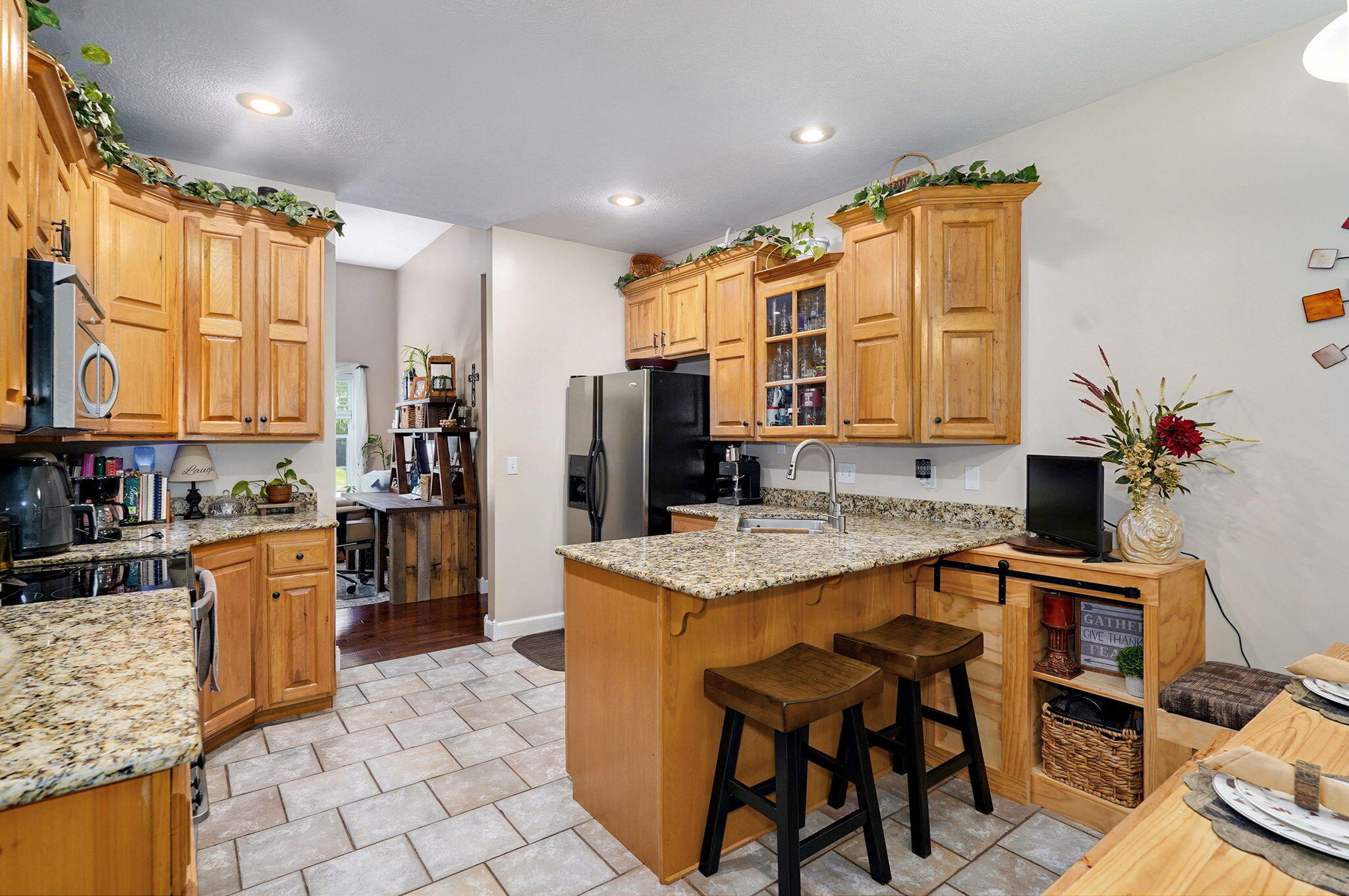 4801 South Gold Road Property Photo 11