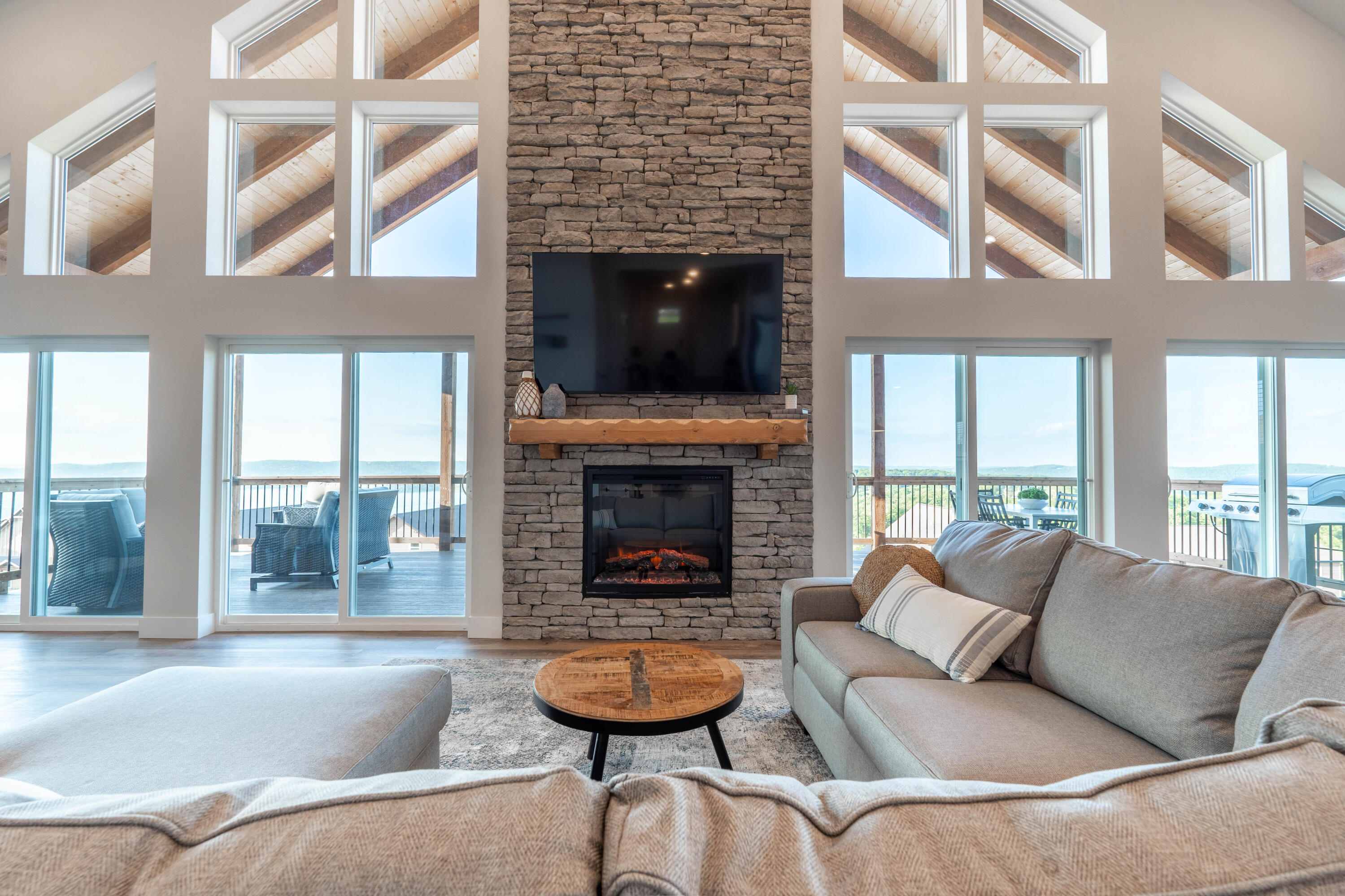 324 Settlers Cove Property Photo 9