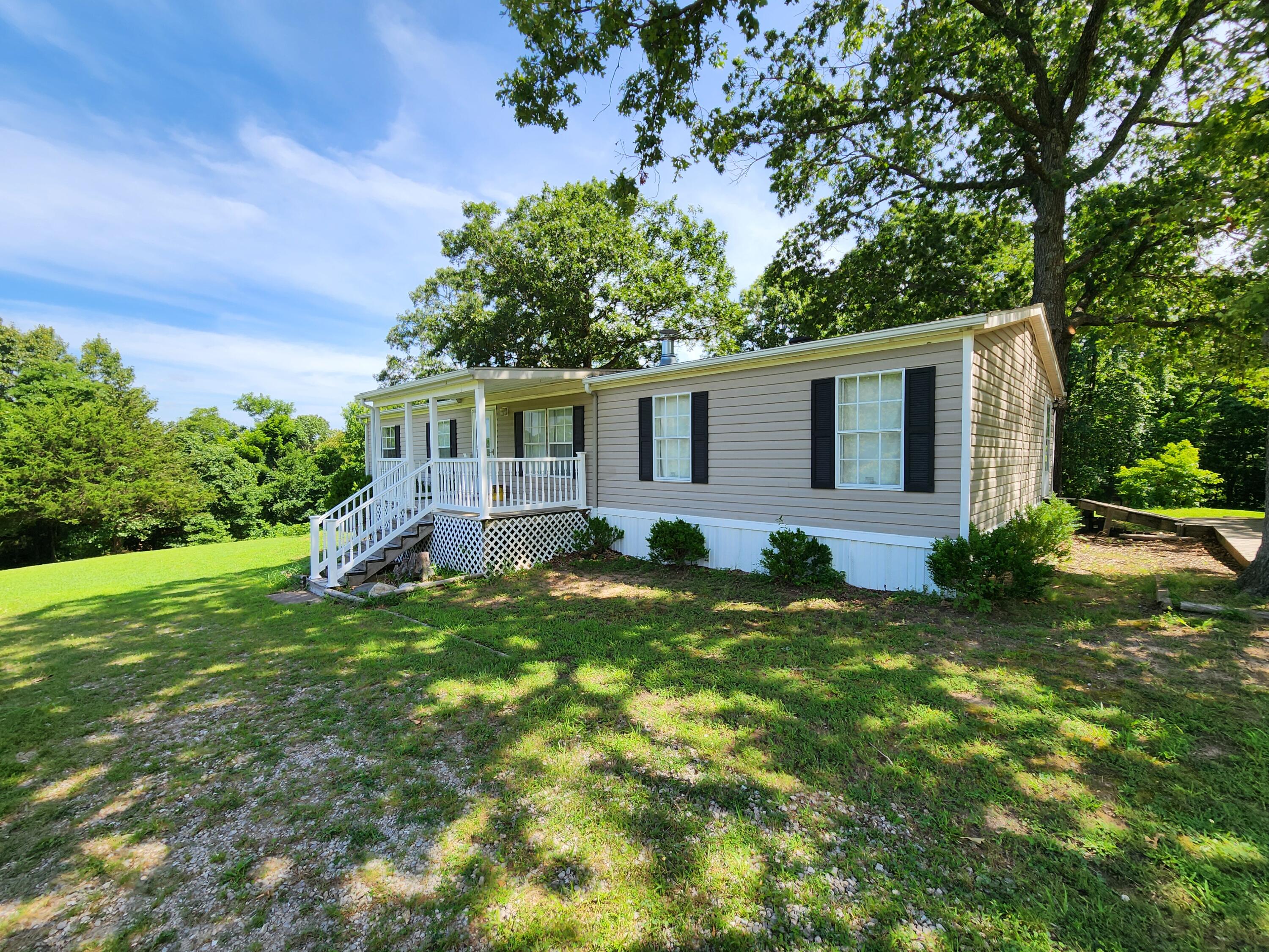 9470 Elsie Corn Lane Property Photo 1