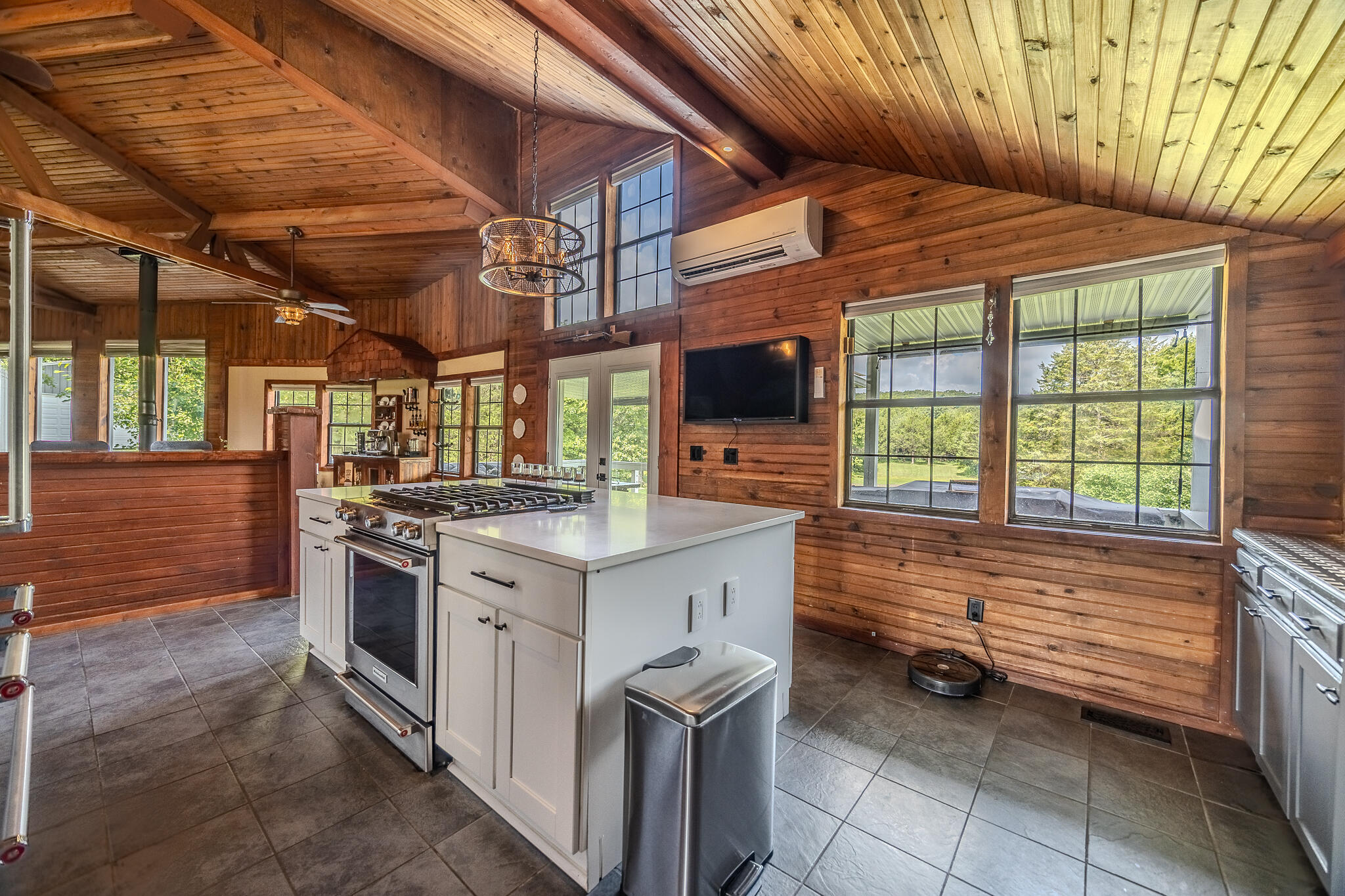 11145 State Hwy W Property Photo 22